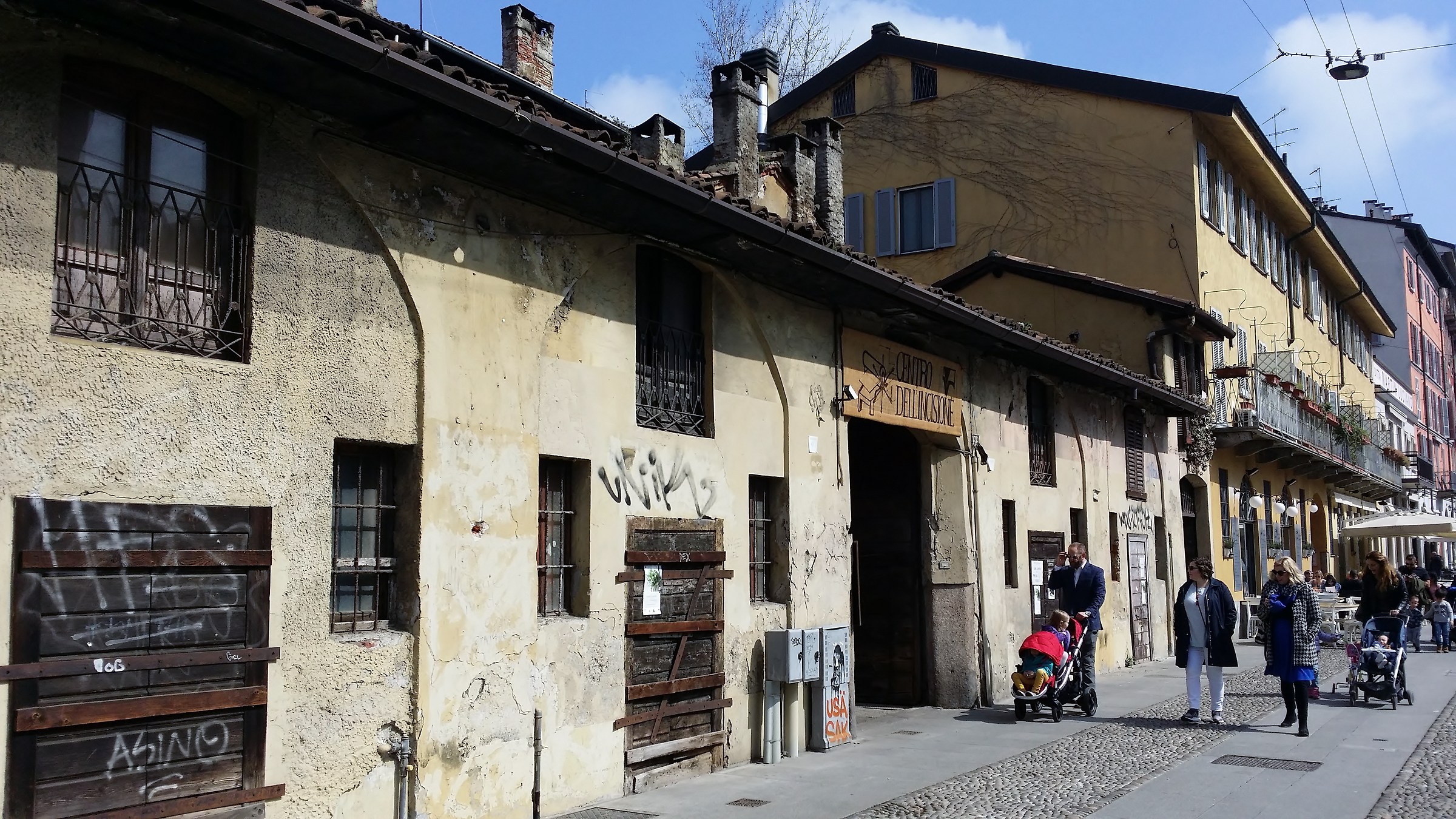 Out and about, Alzaia Naviglio Grande-Mi