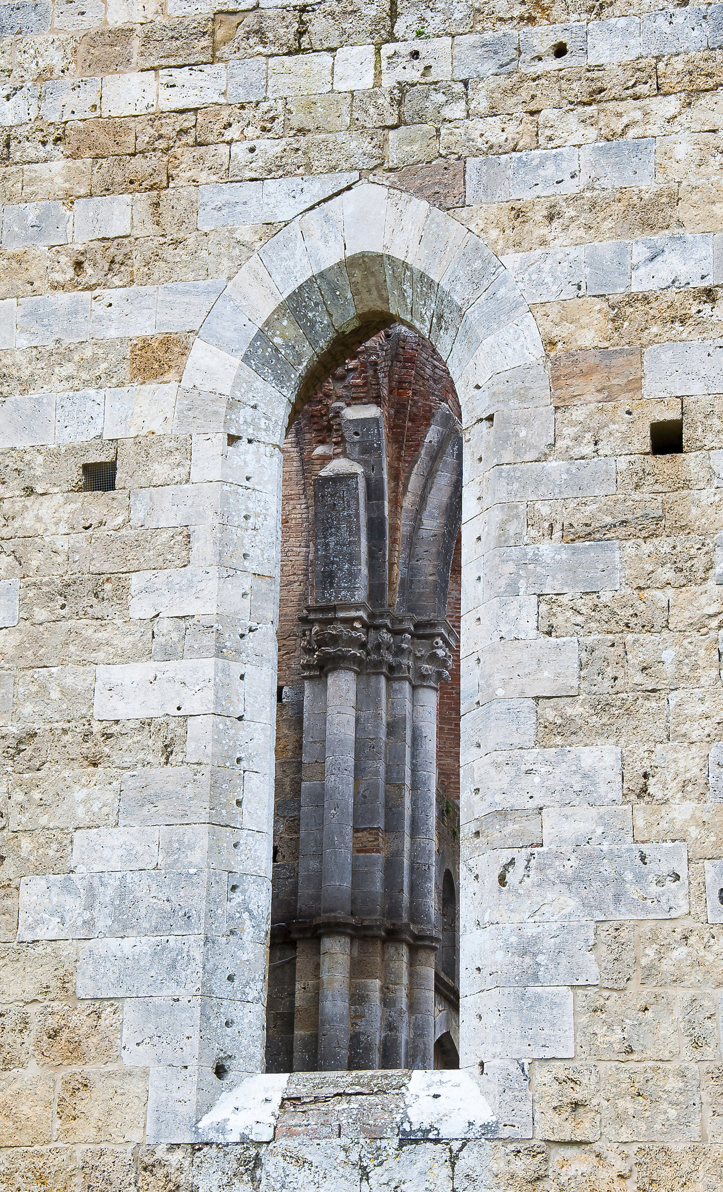 Abbazia di San Galgano - Sena (dettaglio)