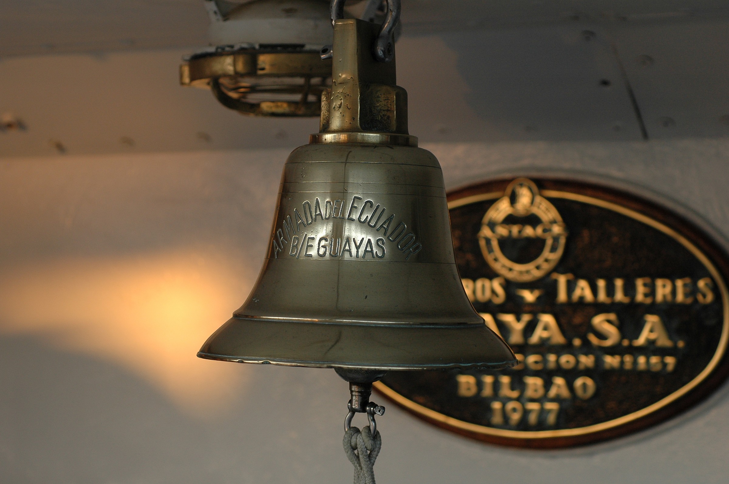 Campana nave scuola Guayas