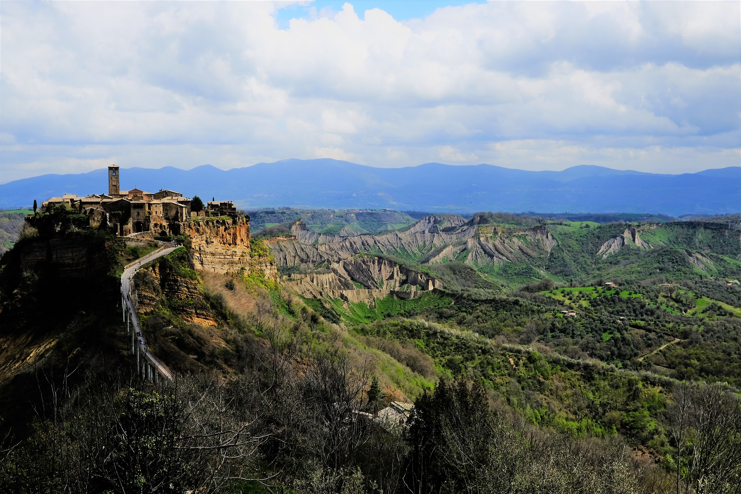 Civita di Bagnoregio. Primo scatto c/Zeiss Touit 32/1:8