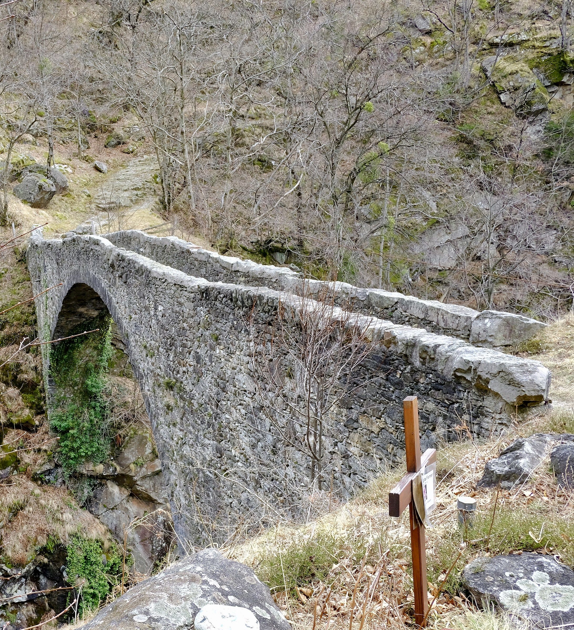 Romanesque bridge
