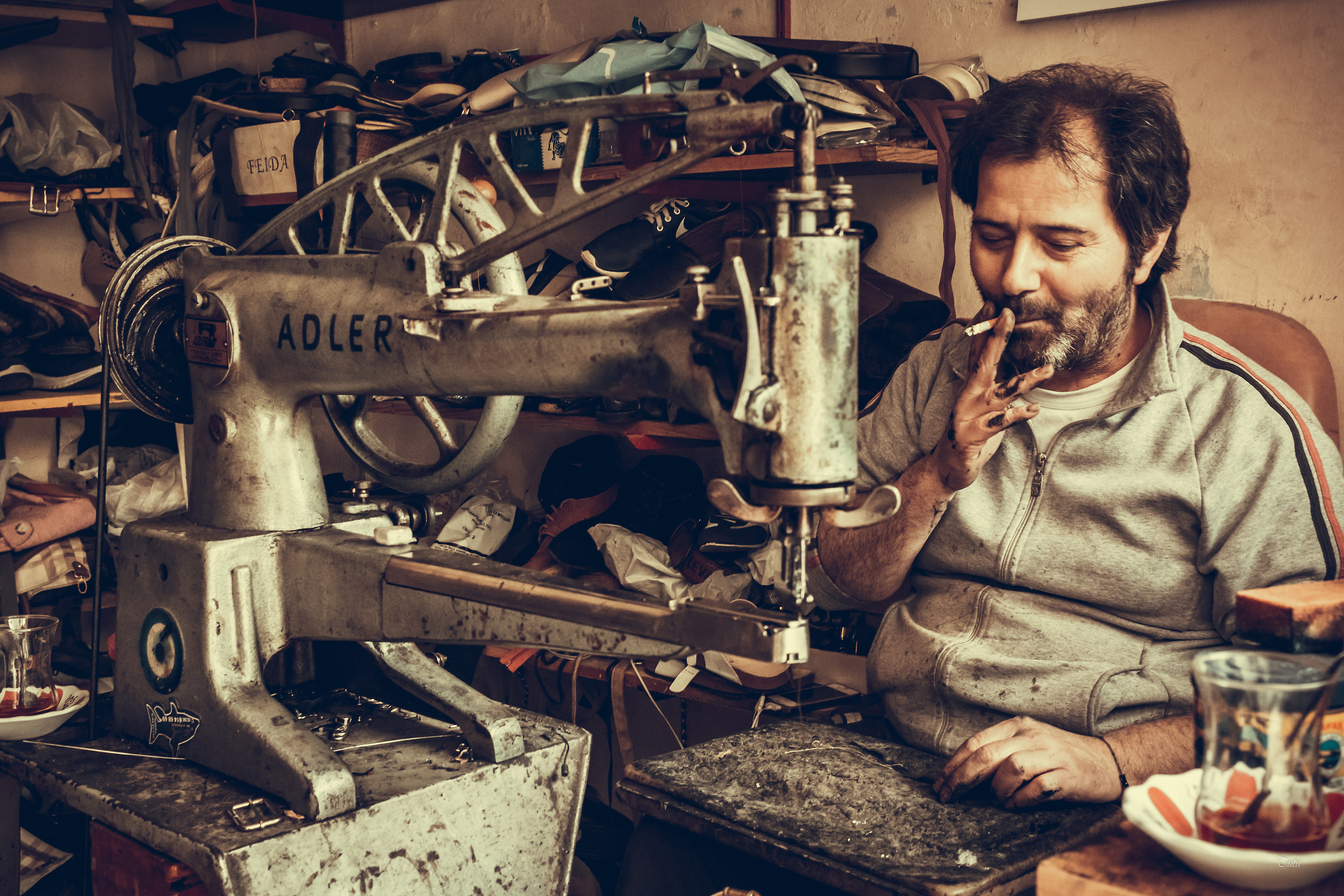 Mender scarpa: aveva solo alcuni secondi per fumo