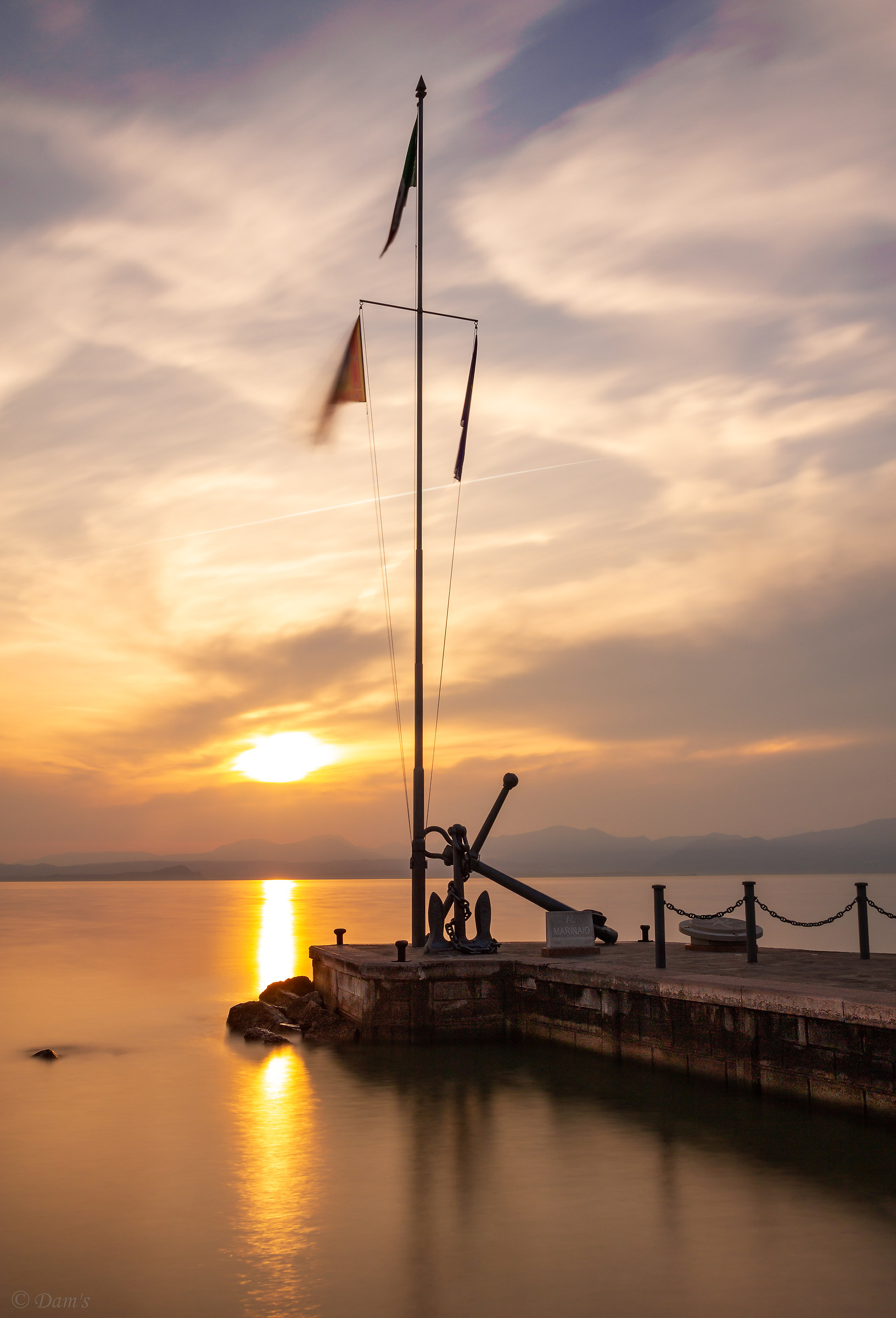Lago di Garda - Monumento ai Marinai, Bardolino VR