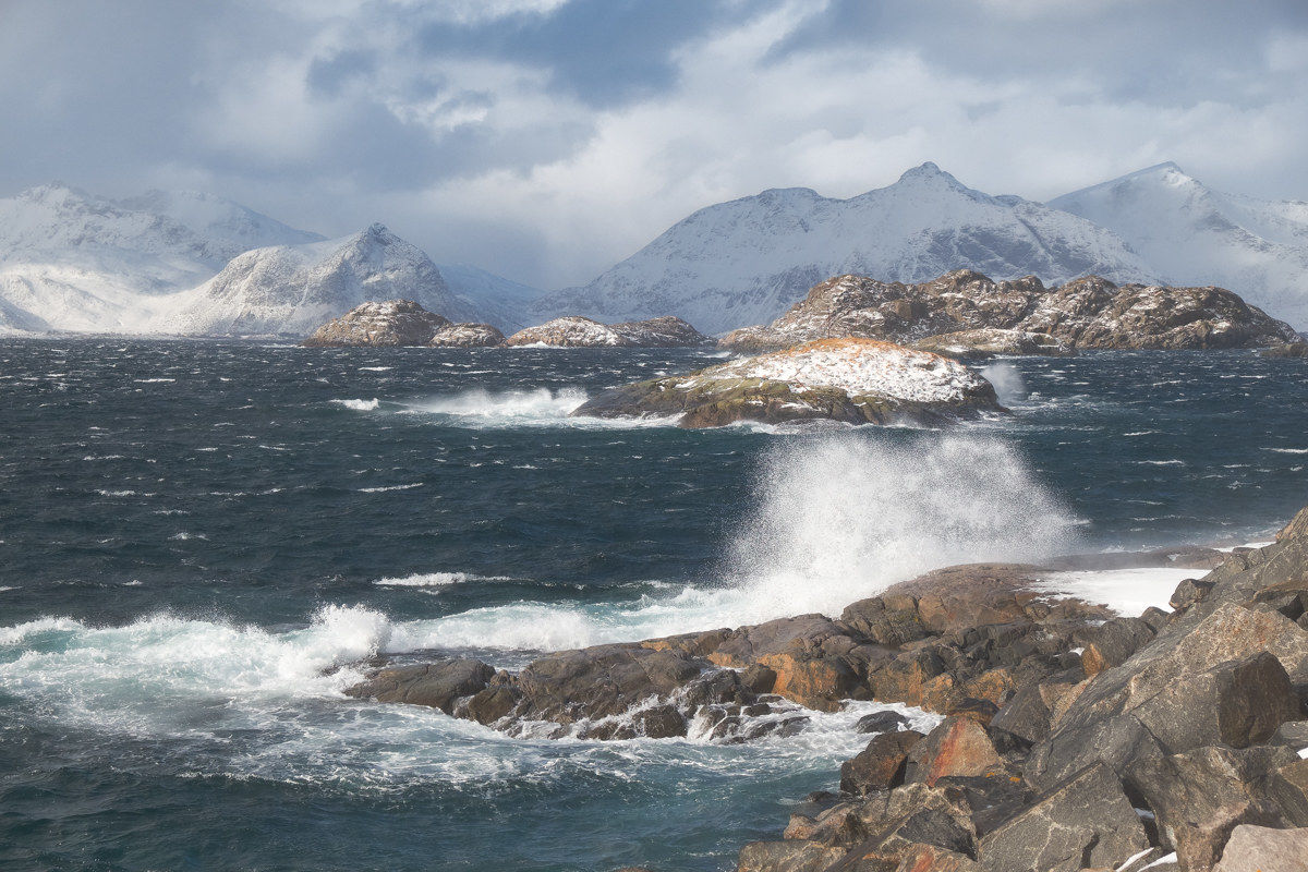 crazy weather in Henningsvaer
