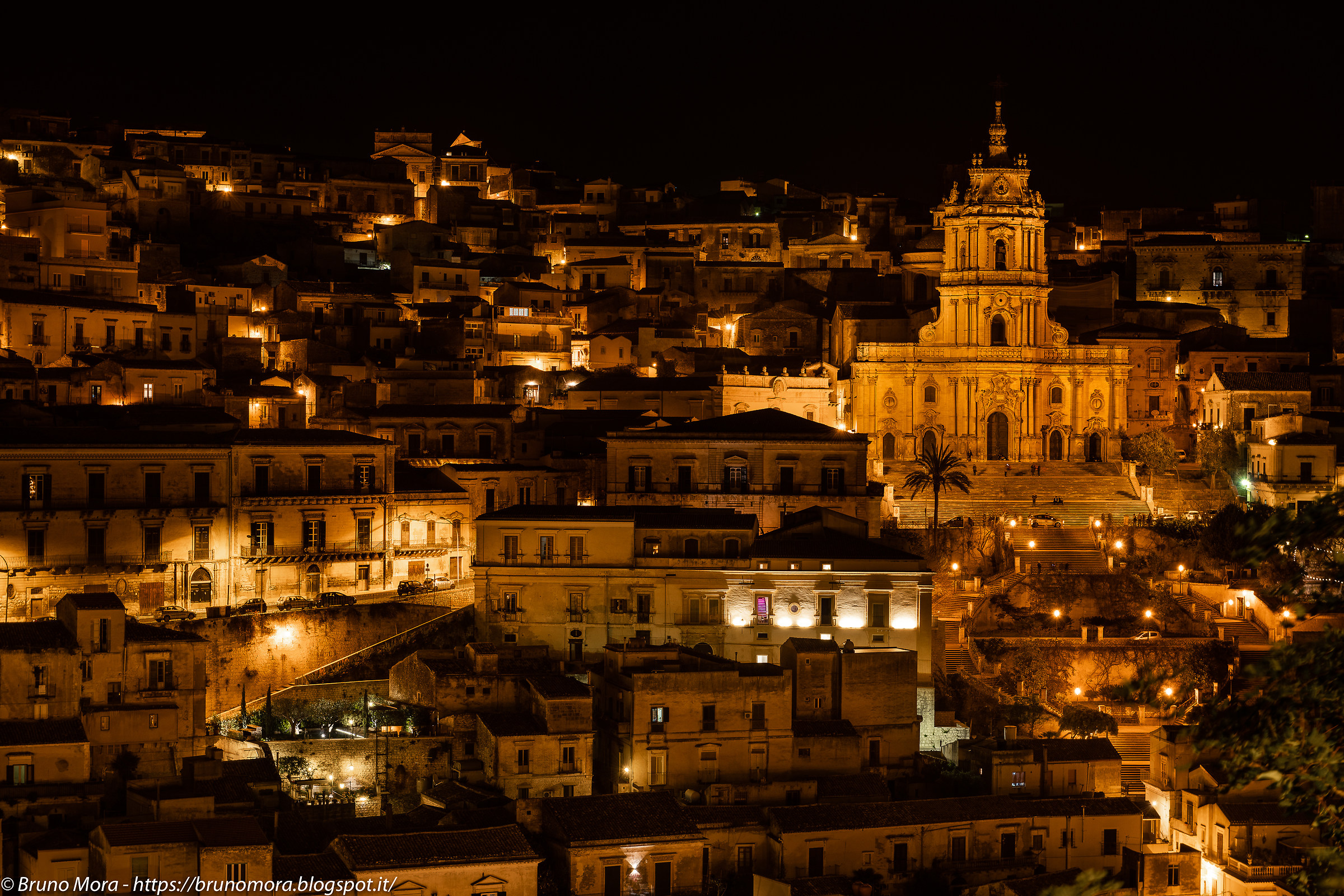 Modica by night