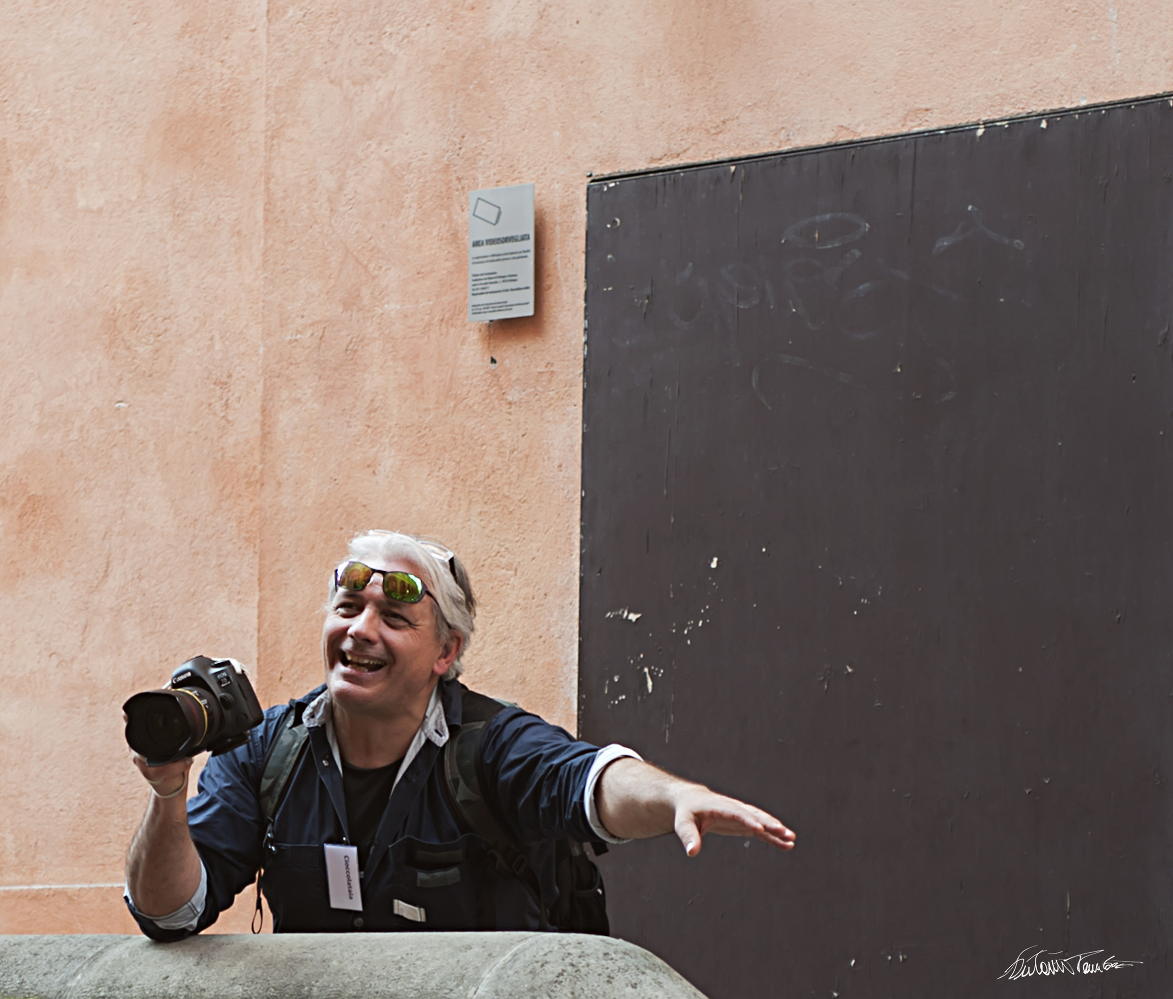 Scusate !!,,qualcuno lo conosce??