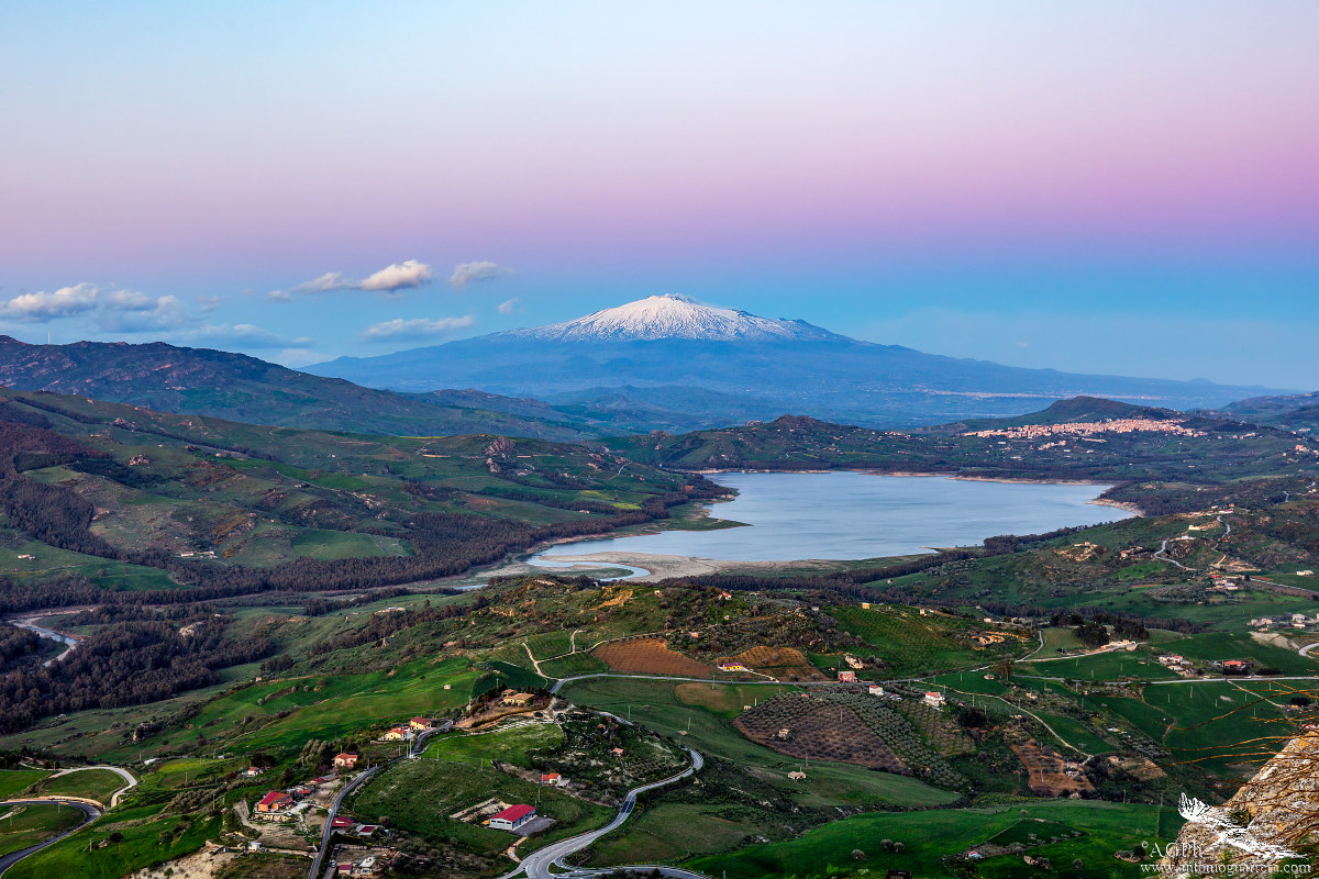 A balcony on Etna
