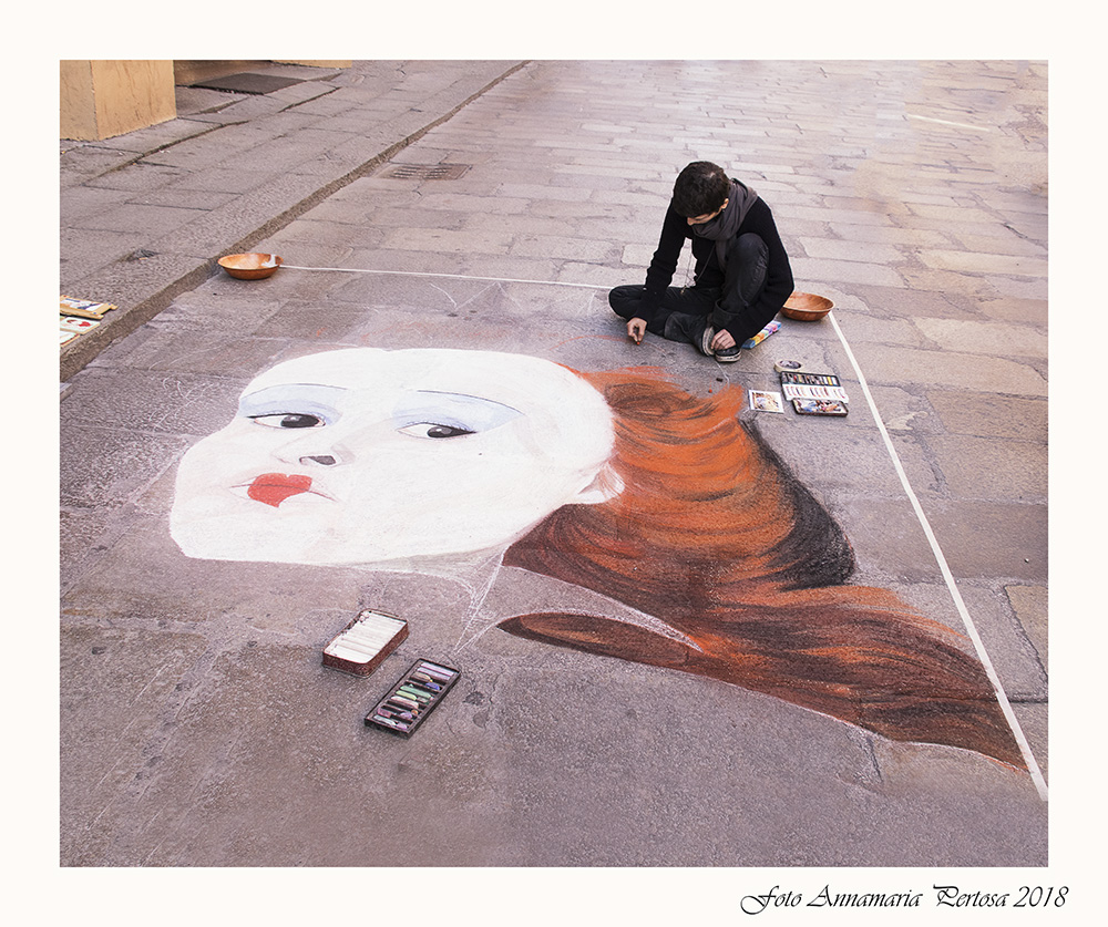 L'arte in piazza a pochi spiccioli