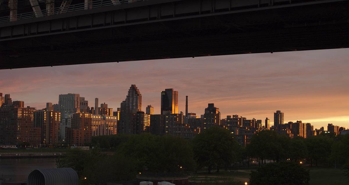 New York from the shore of Queens