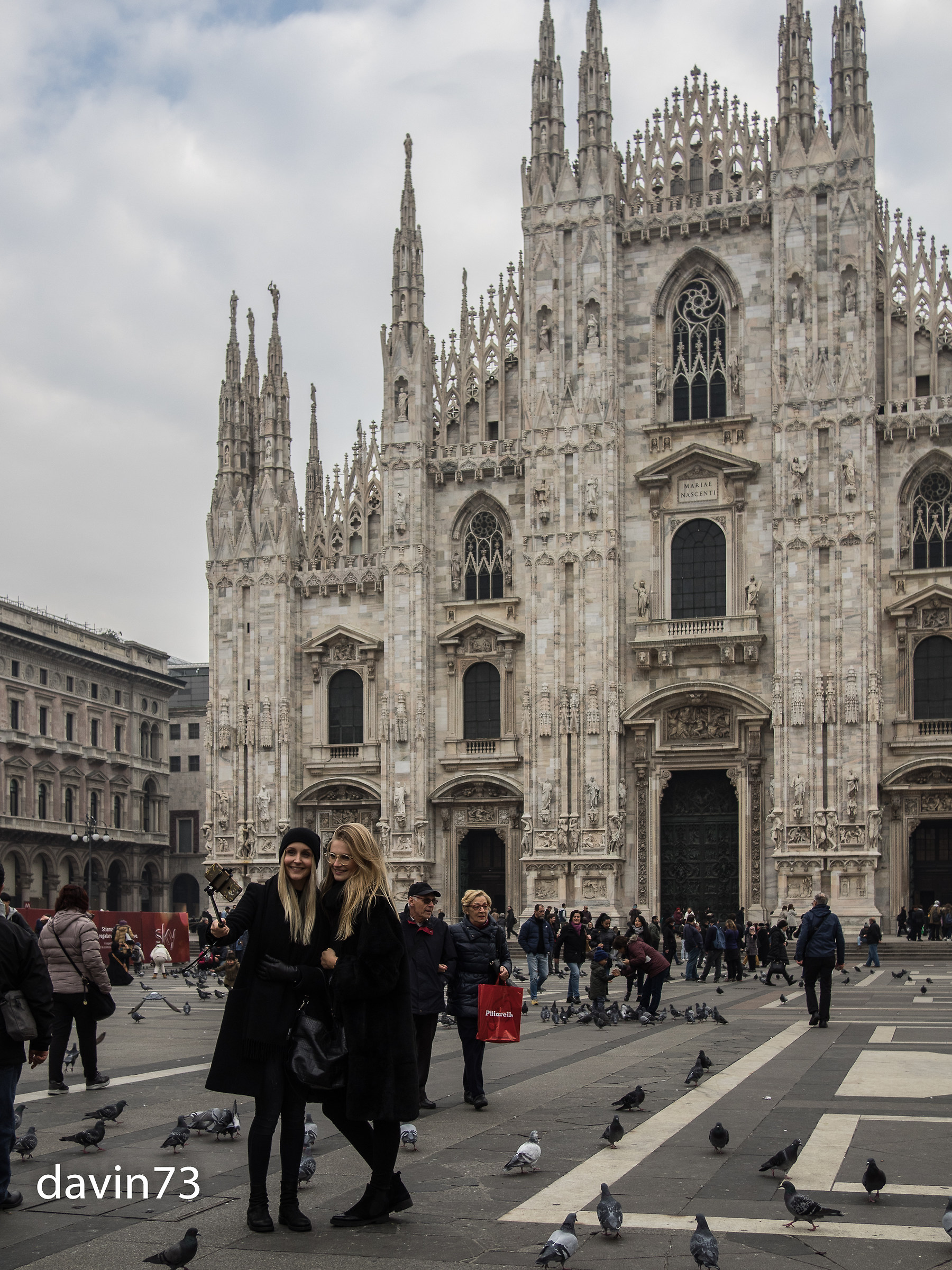 Milan-SelphieMadonnina