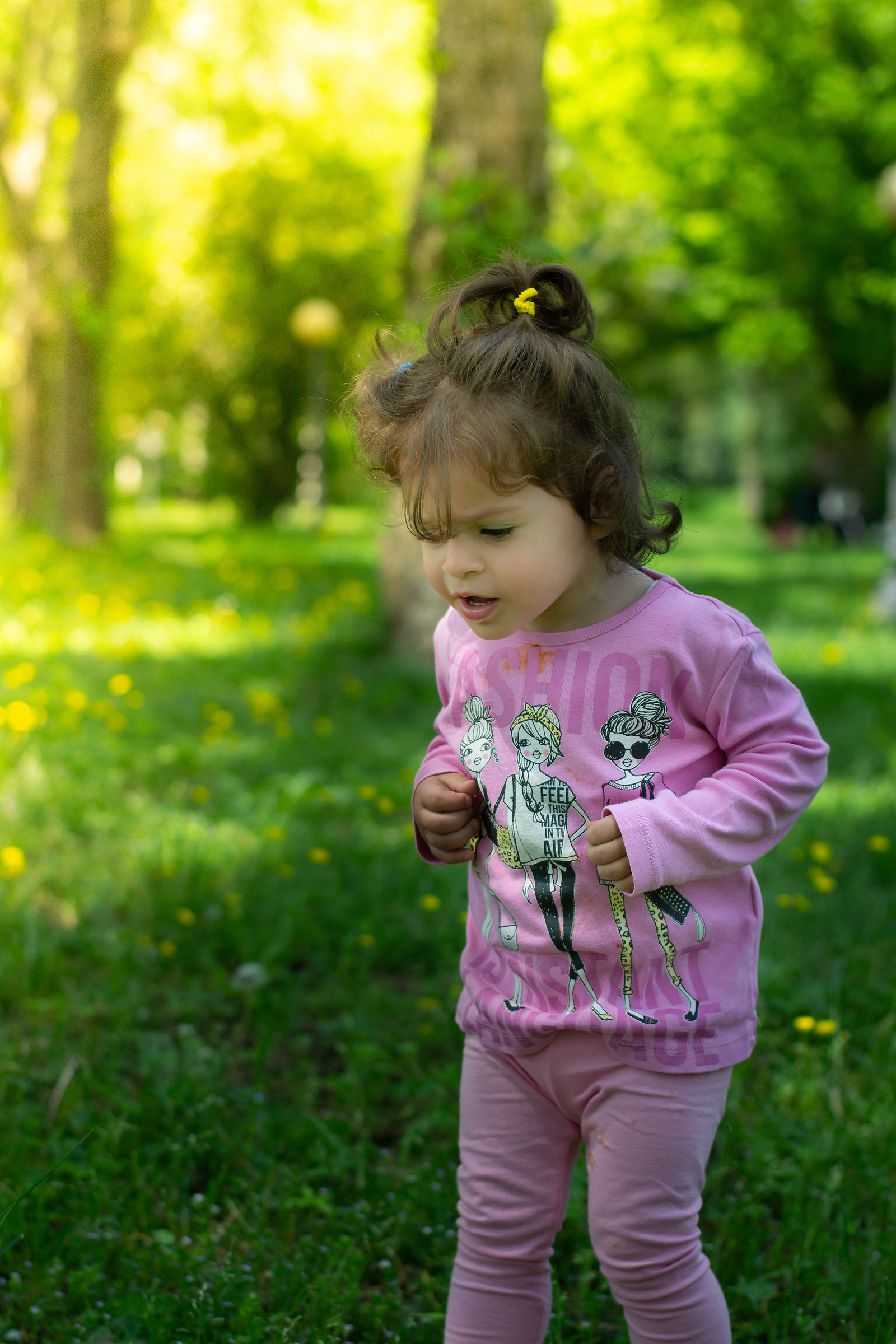 My daughter struggling with ants