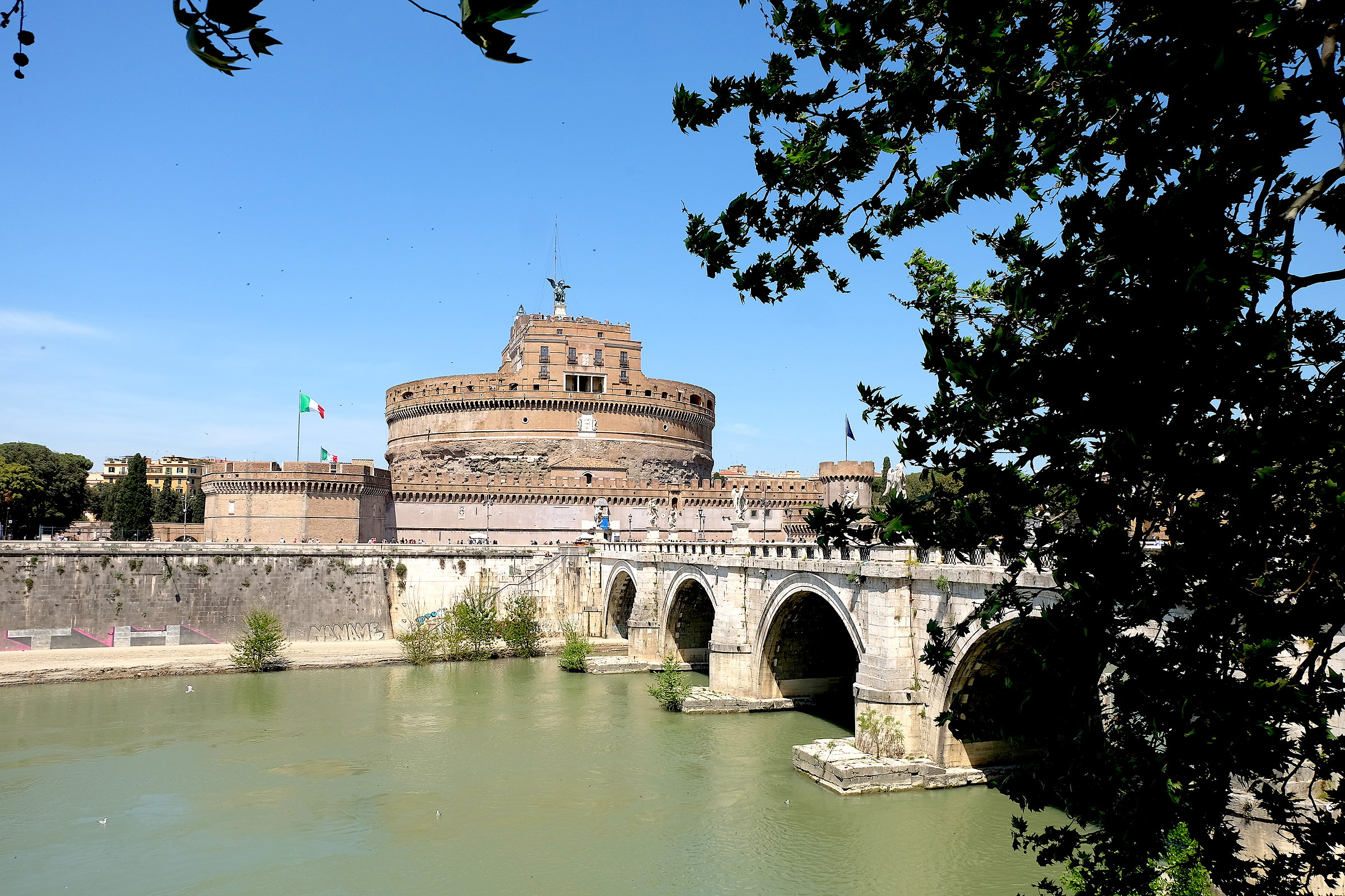 Castel Sant'Angelo nascosto...