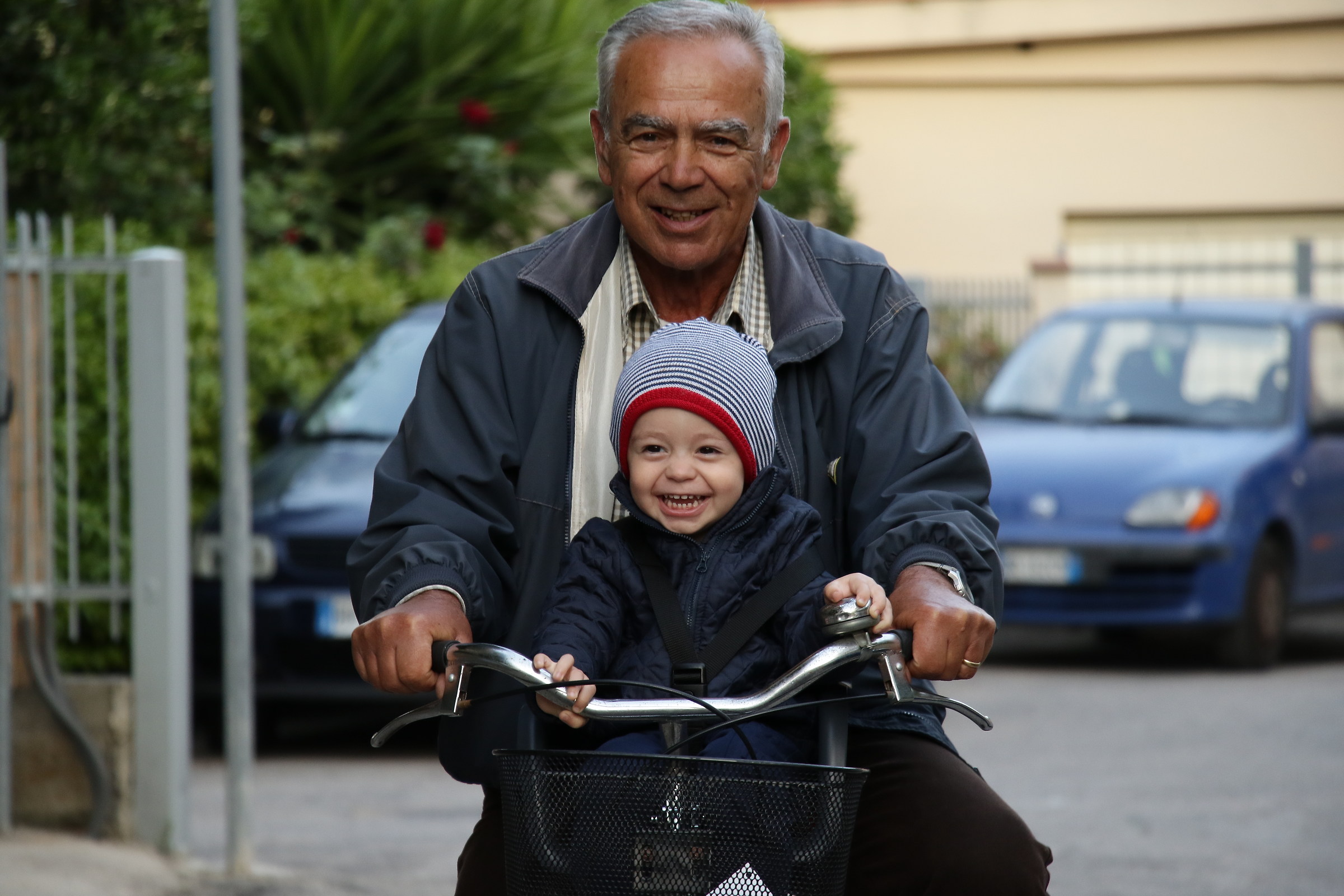 How good it is to go by bike!