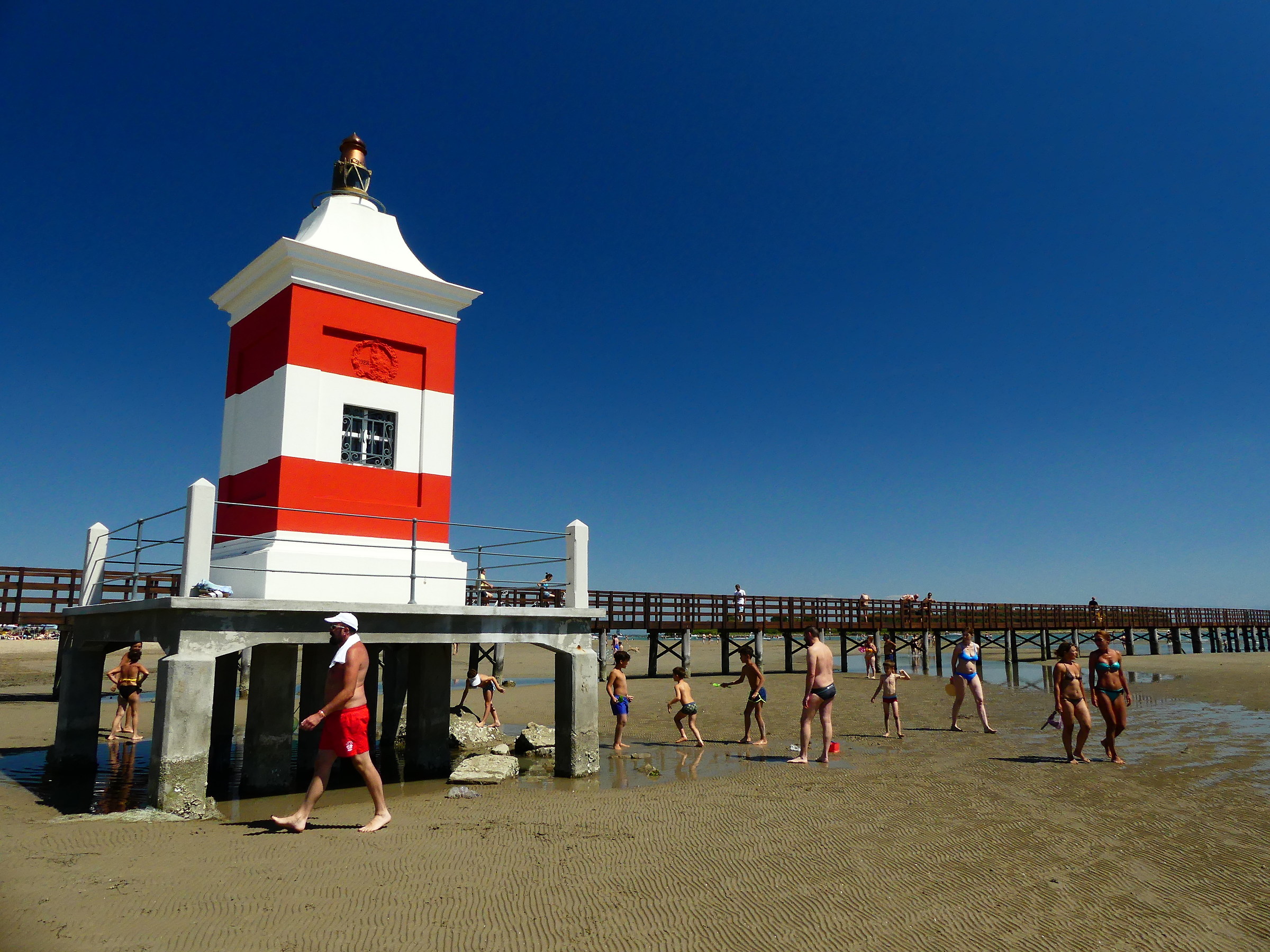 e' gia' estate  ....   tutti al mare
