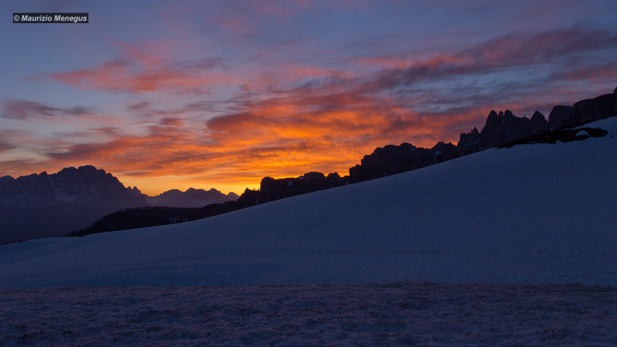 Fiery dawn to Giau pass 2