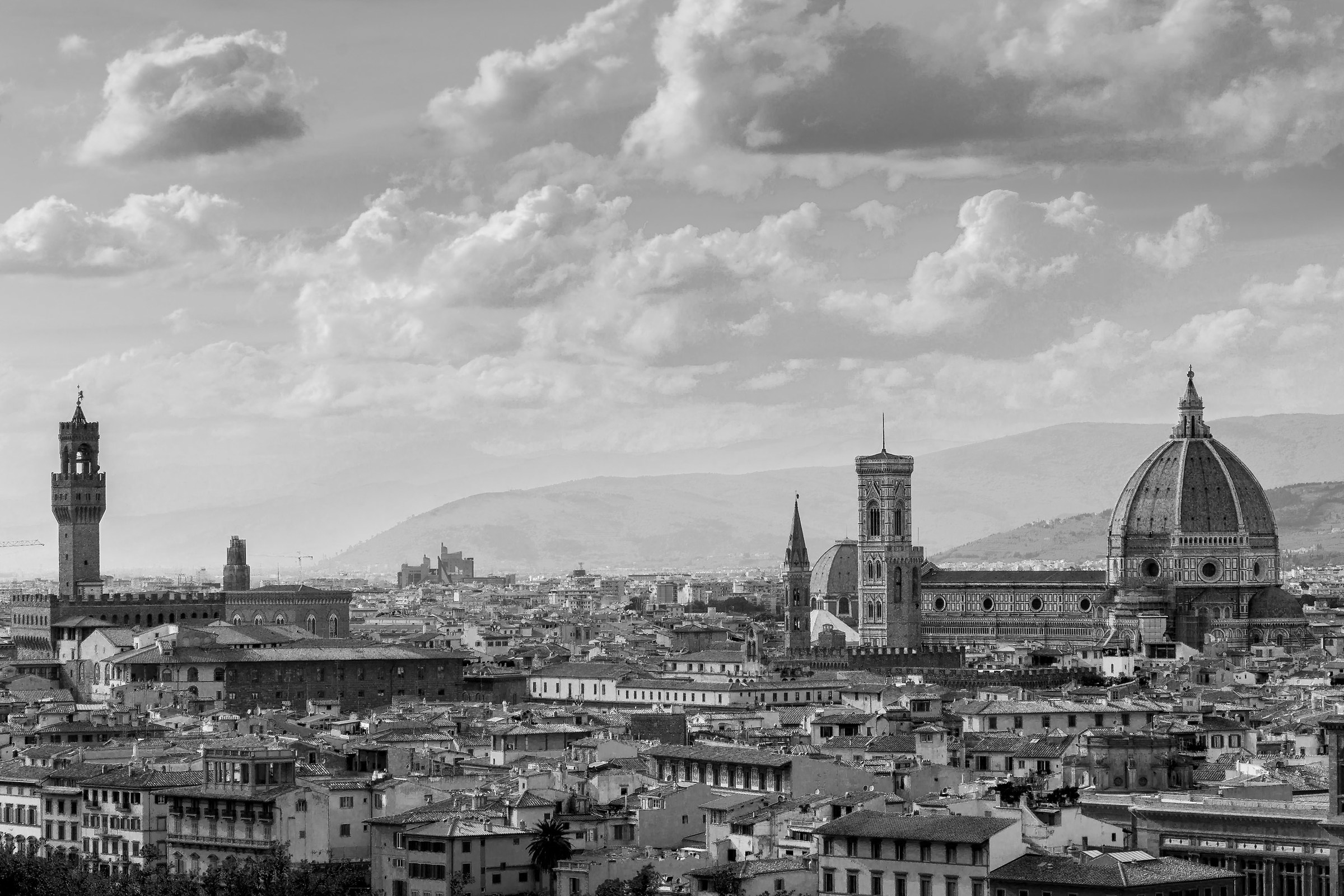 I tre poteri: la Chiesa, il Comune, la Legge