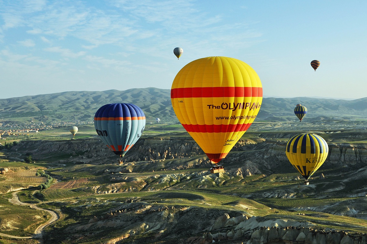 14 Balloons in Cappadocia