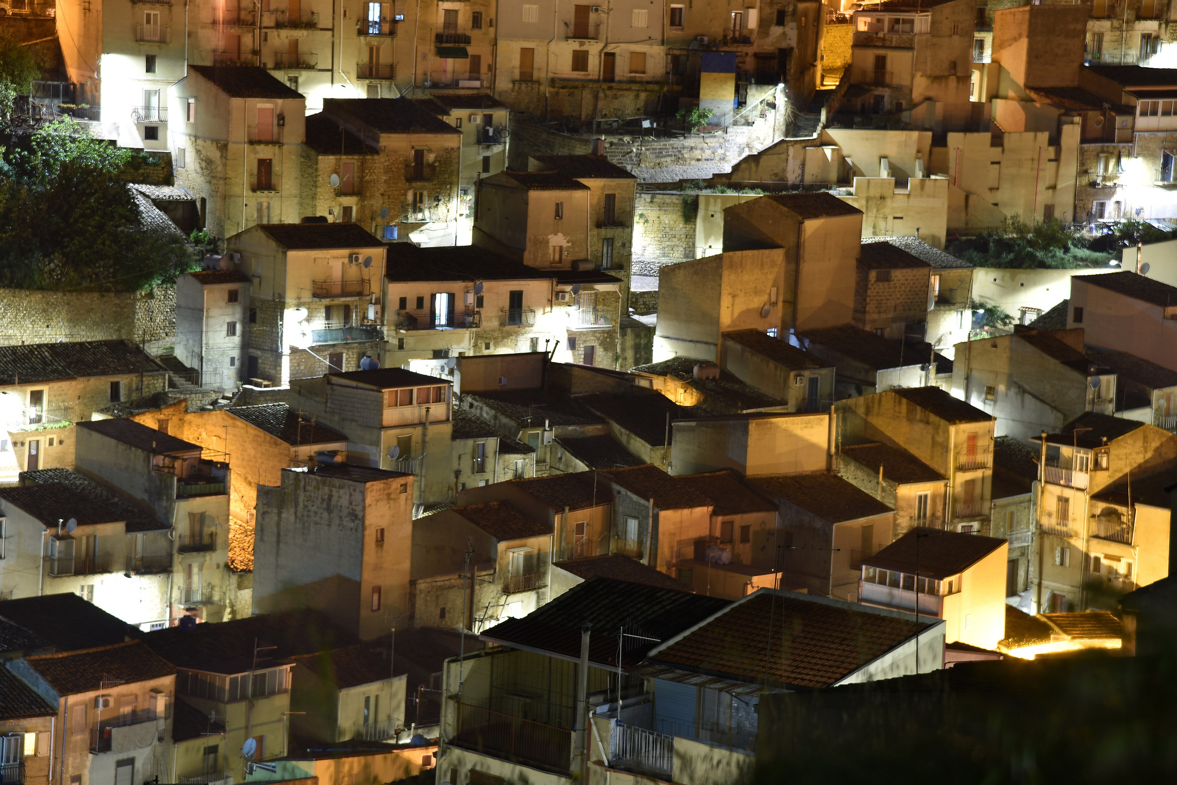 PIAZZA ARMERINA at night