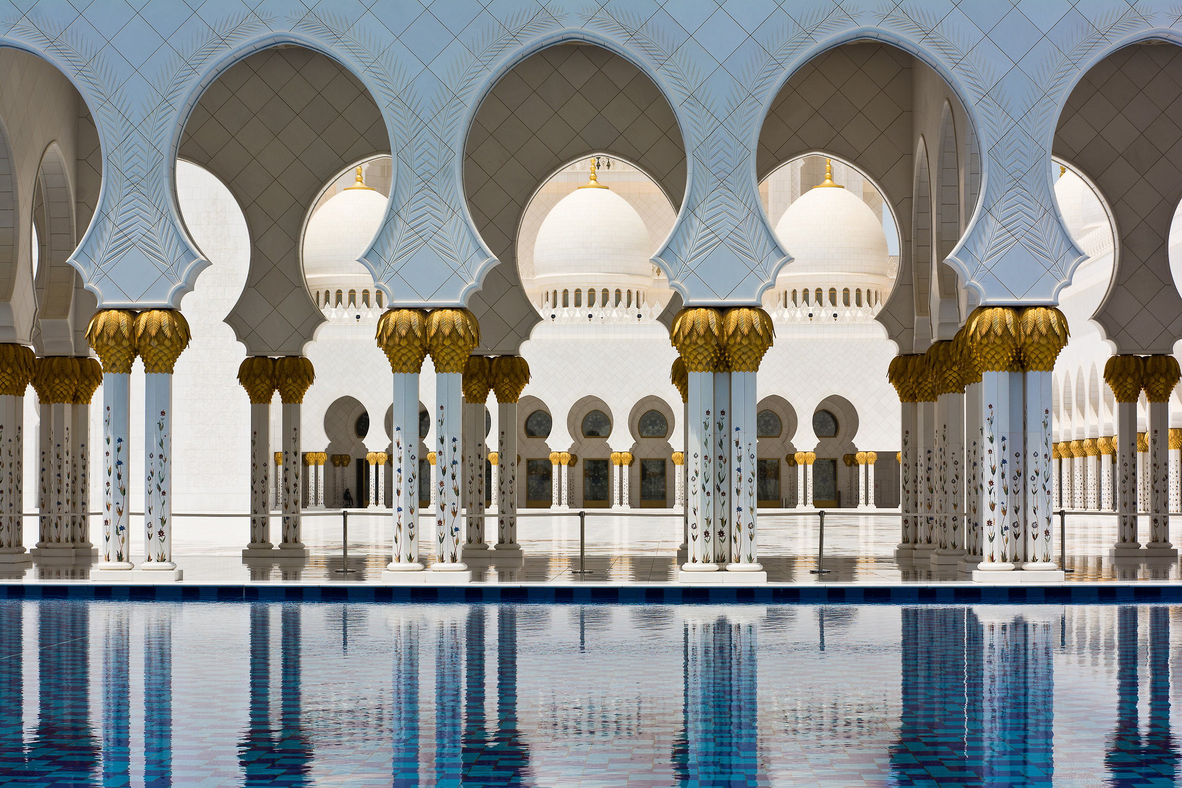 Sheikh Zayed Mosque (Adu Dhabi)