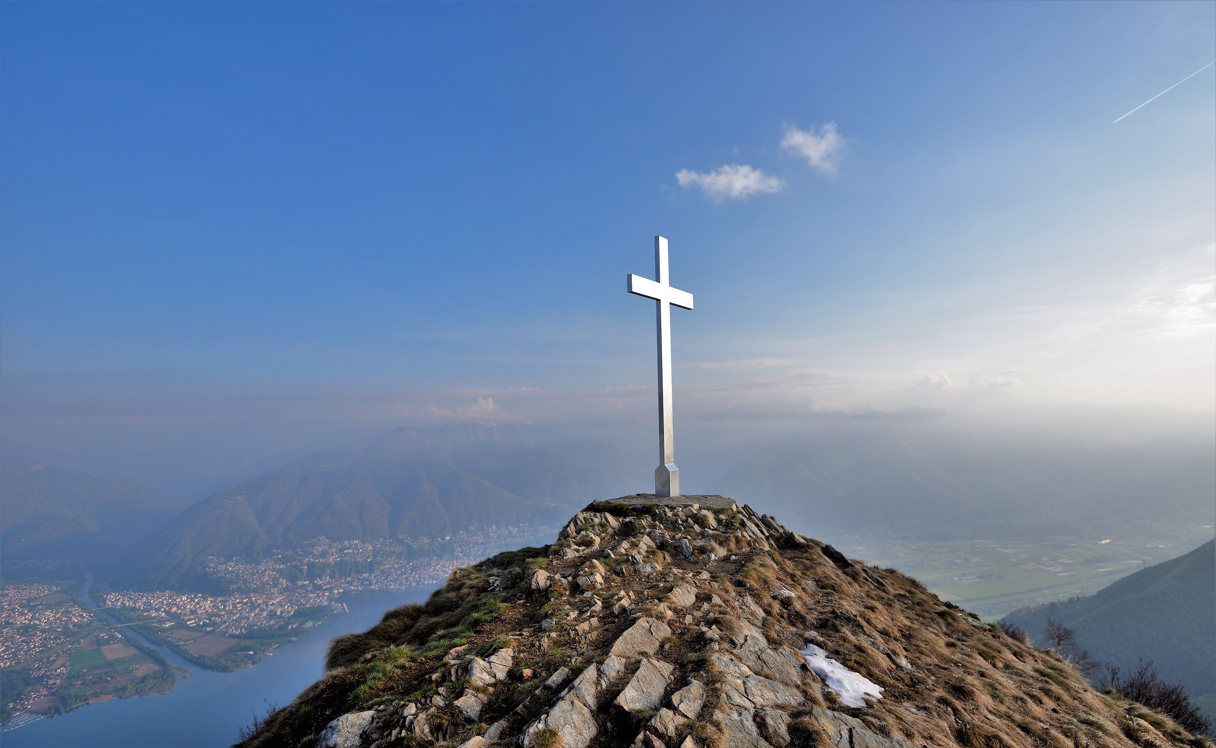 The cross just below the ridge point of arrival