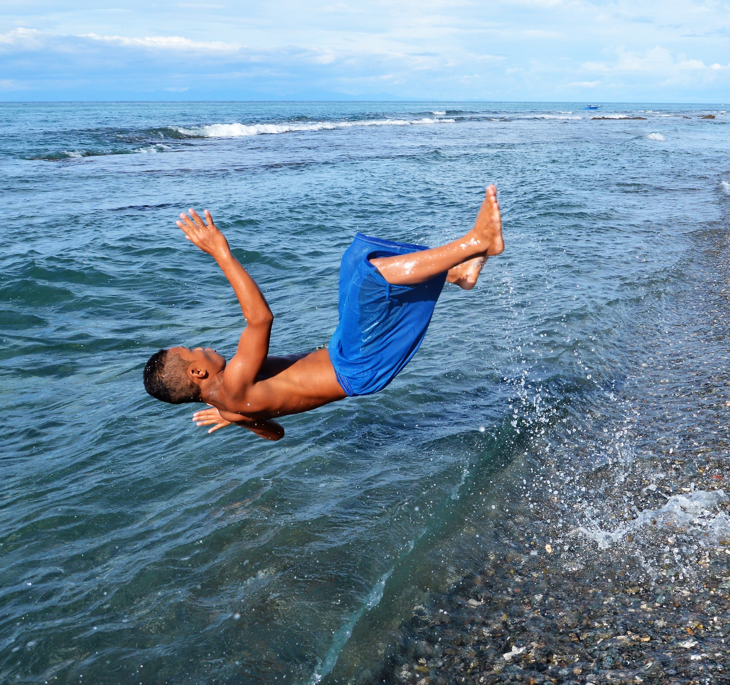 doppio salto nel mare