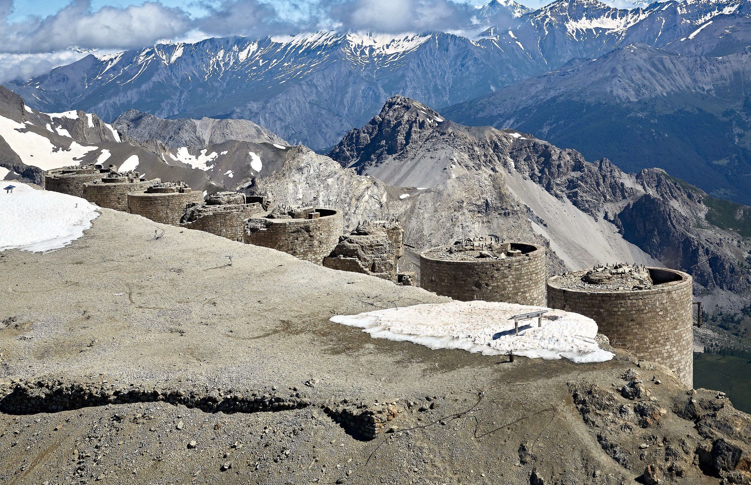 La batteria vista dall'elicottero