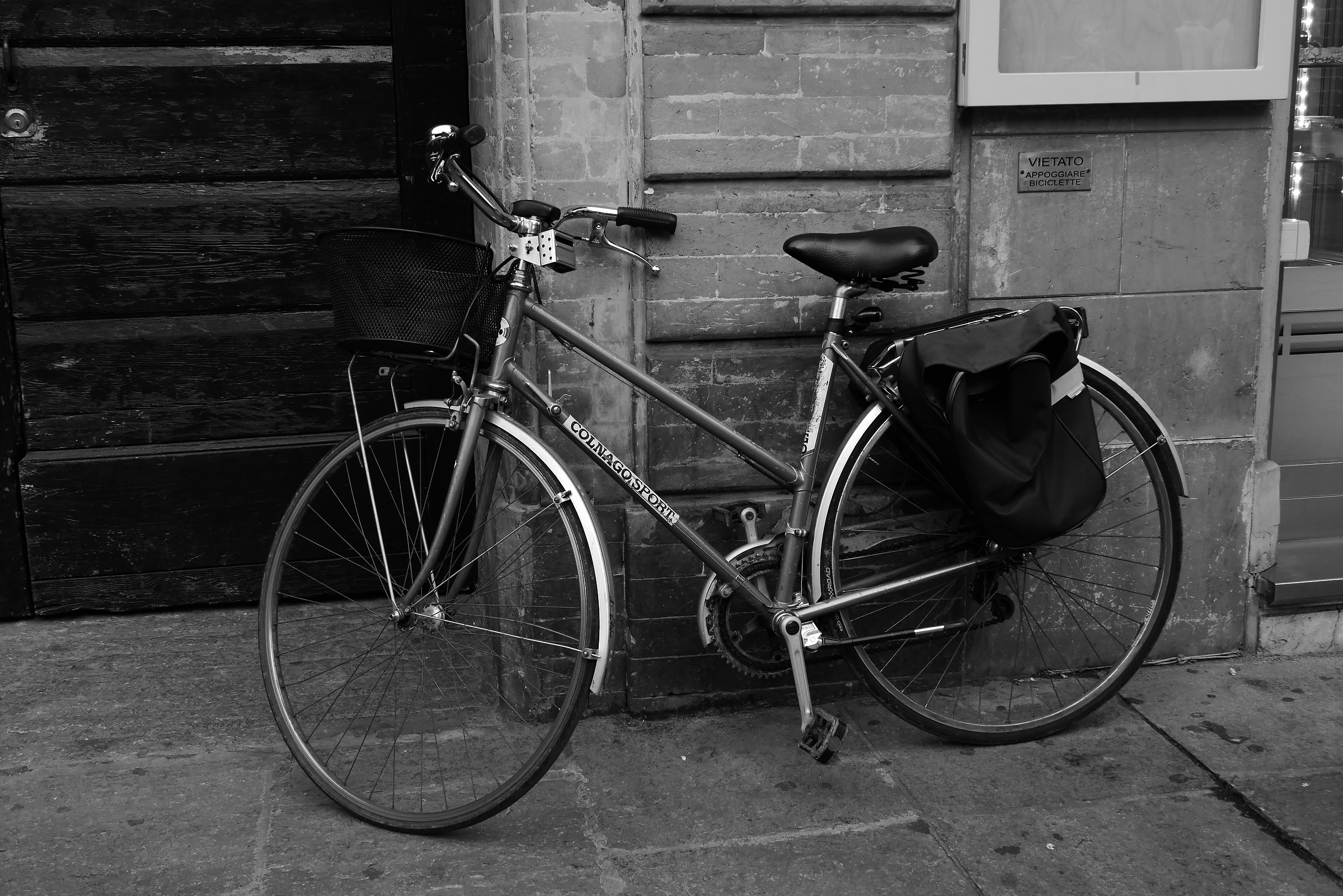 Forbidden to support bicycles