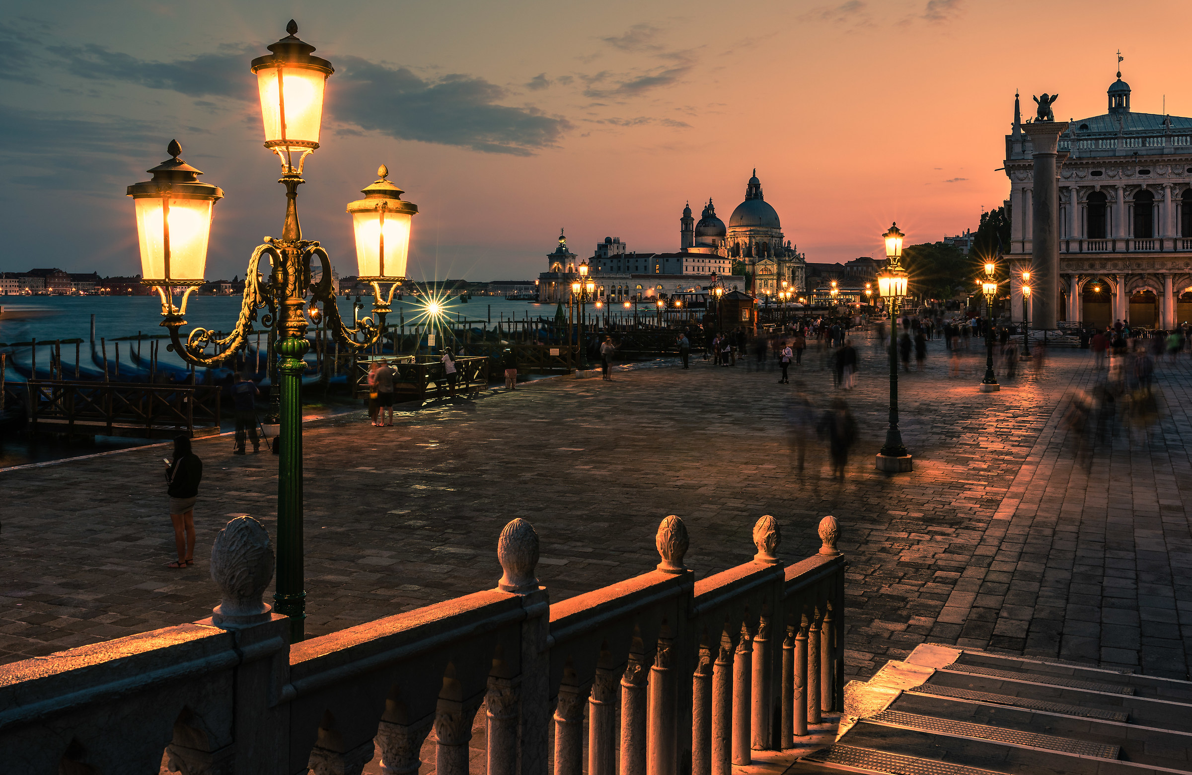 Put a sunset in Venice...