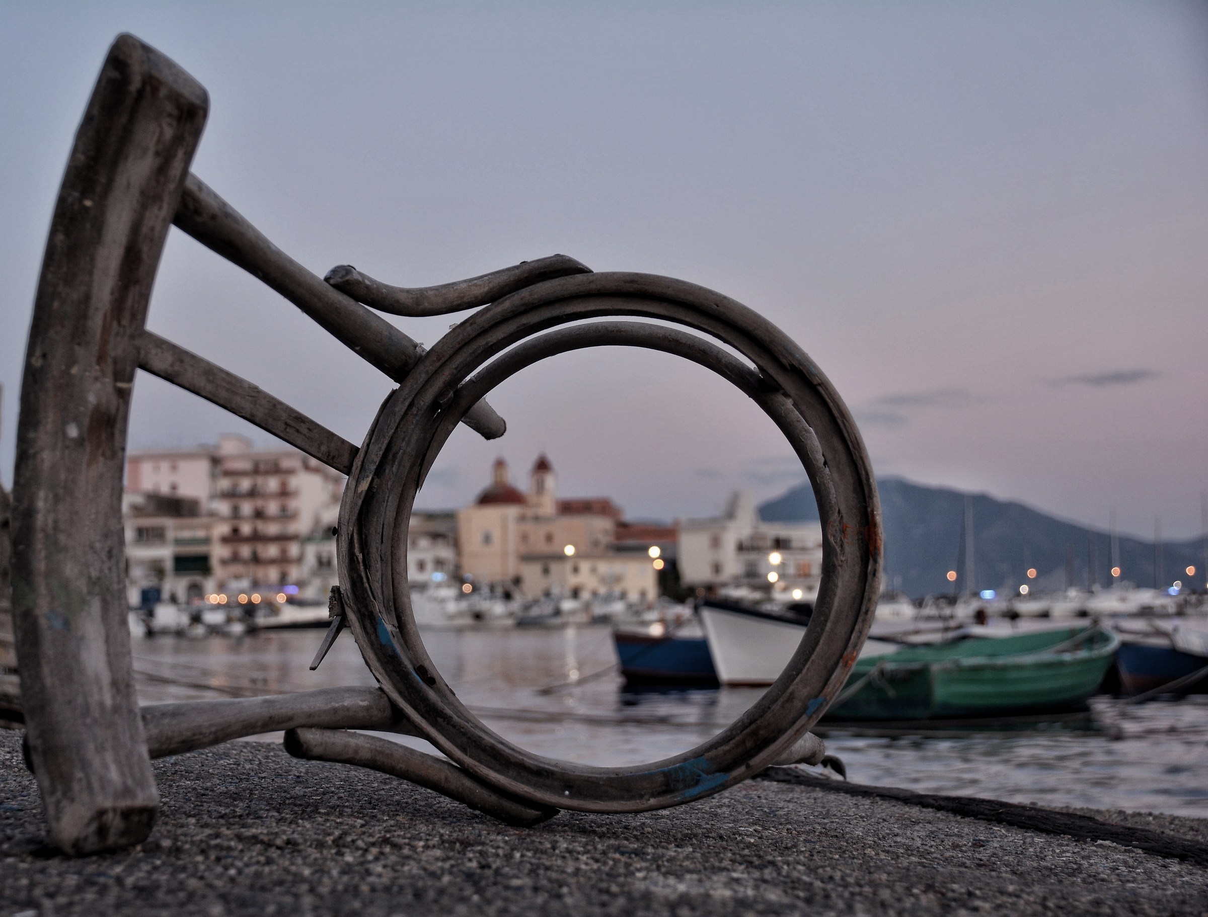Torre del Greco in una sedia