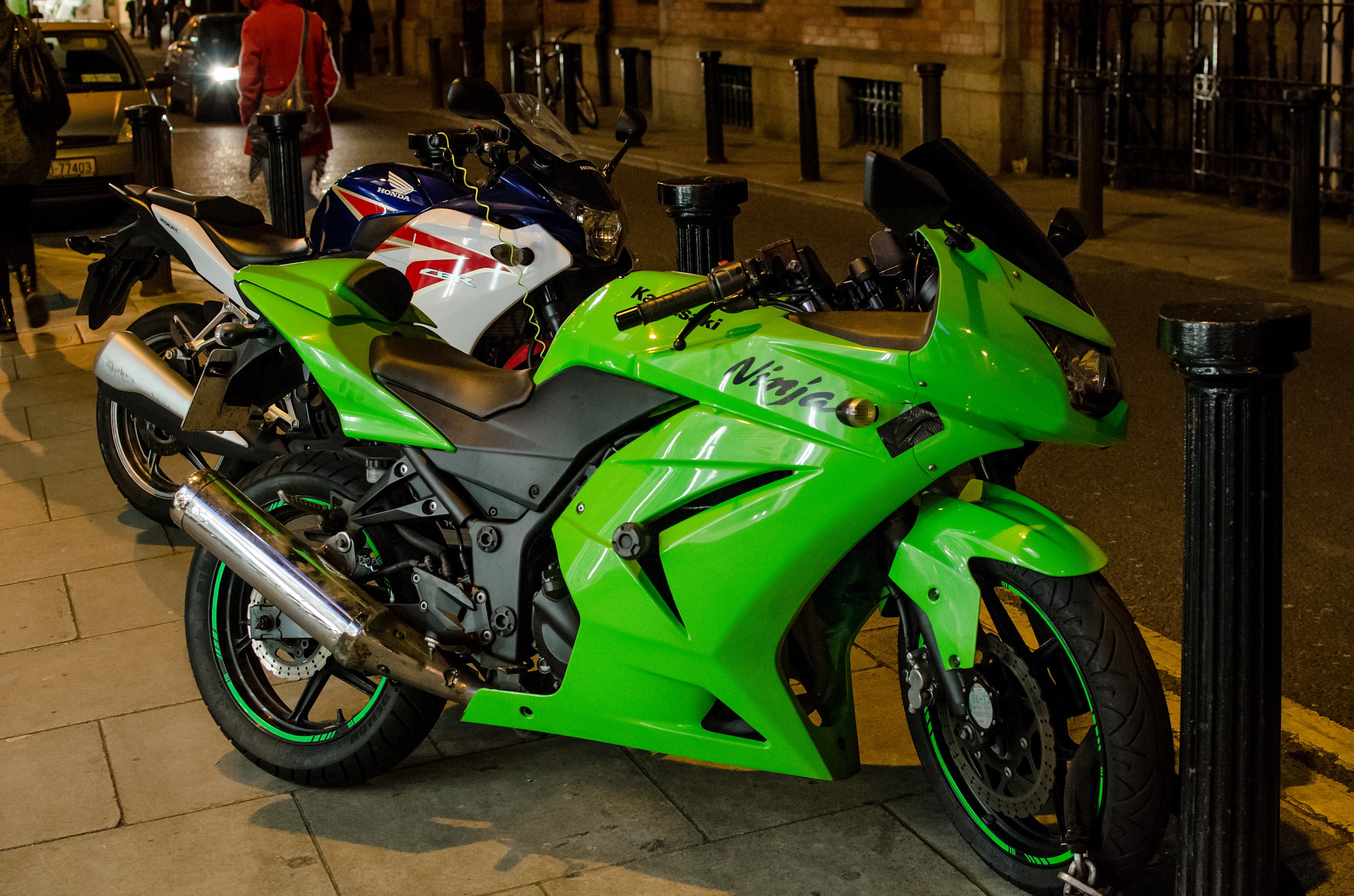 Ninja a 3200 Iso d notte