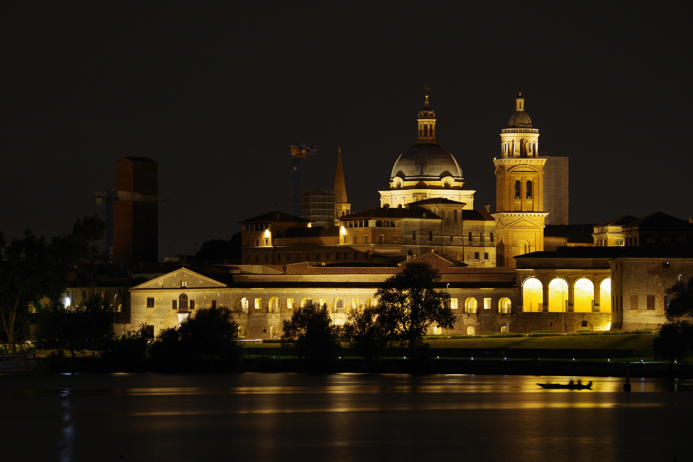 Mantova by Night