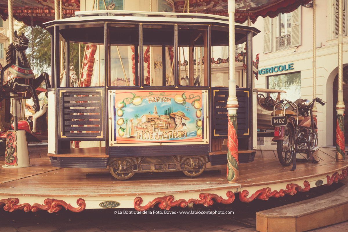 The carousel, it doesn't turn...