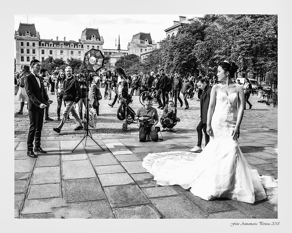 Una sposa a Notre Dame de Paris
