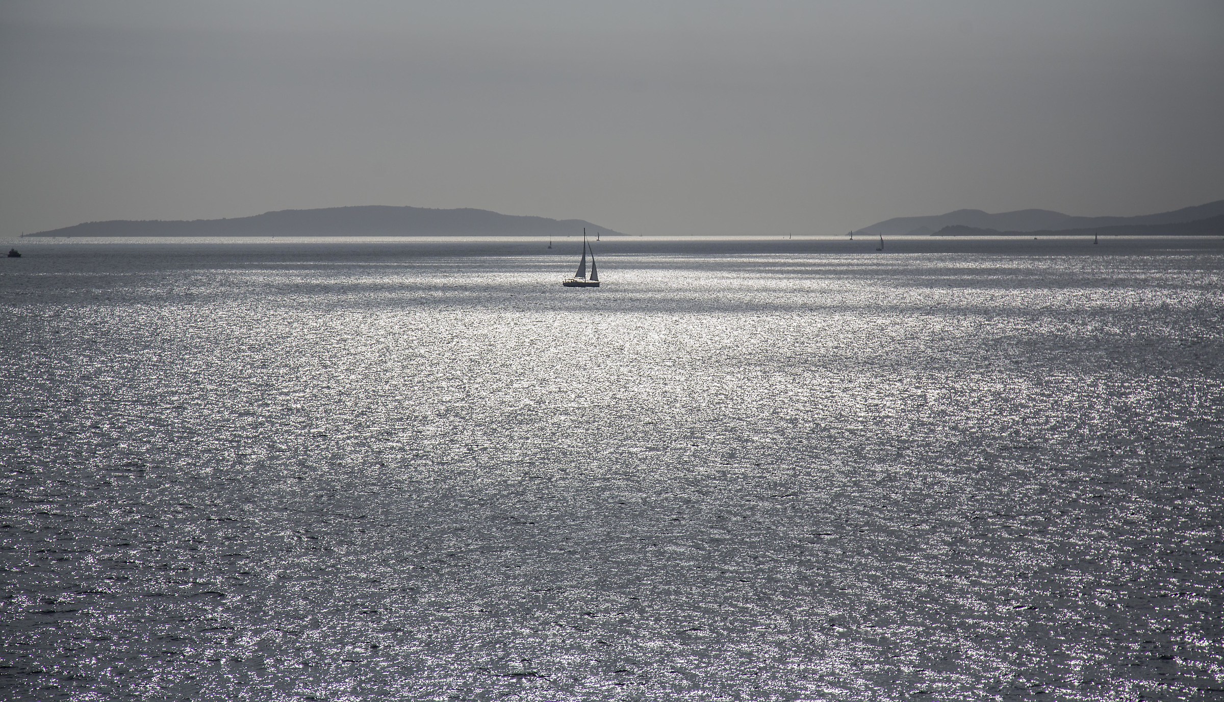 il veliero e le isole greche