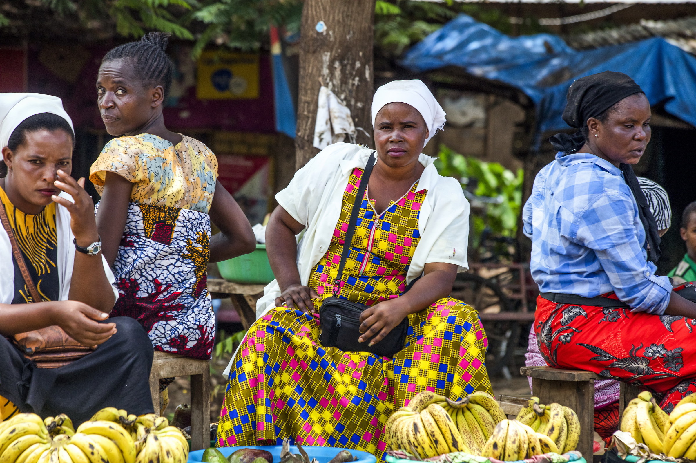 Going to Manyara women of the market