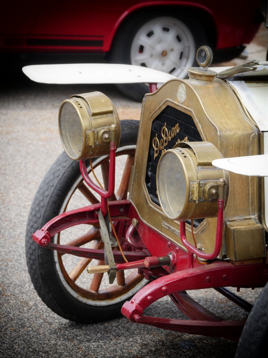 Auto d'epoca - forme del passato