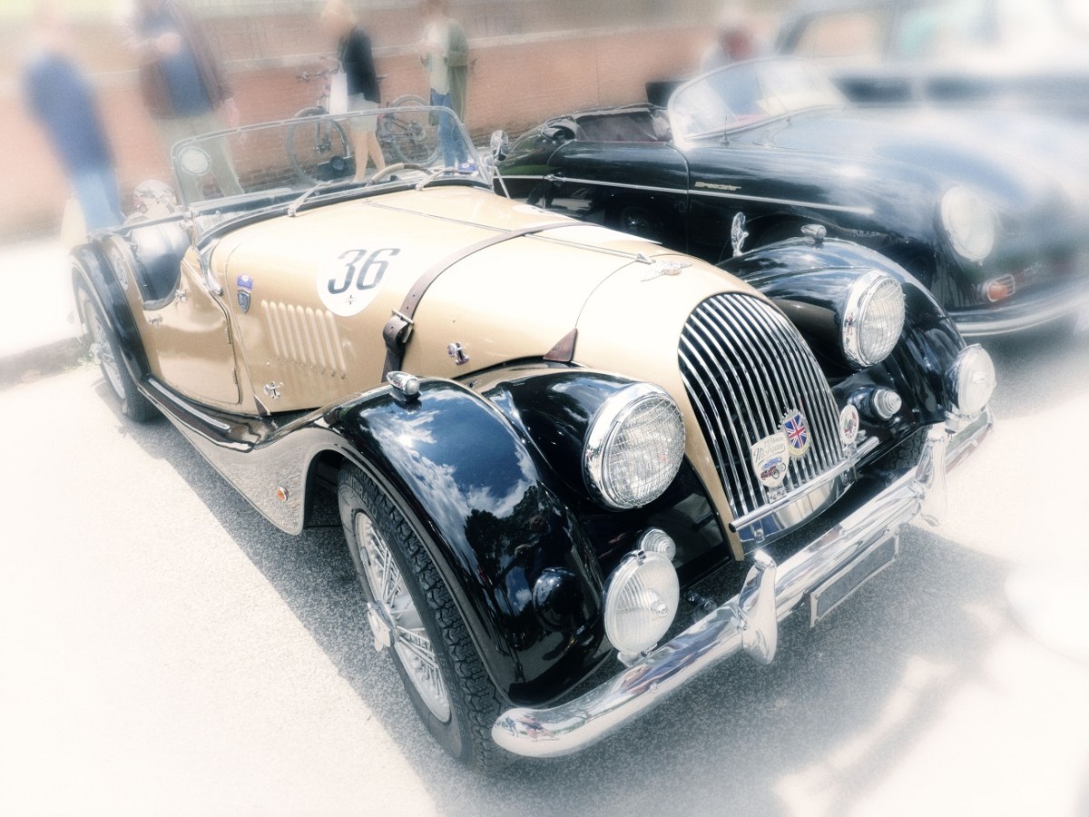 Vintage cars-shapes of the past