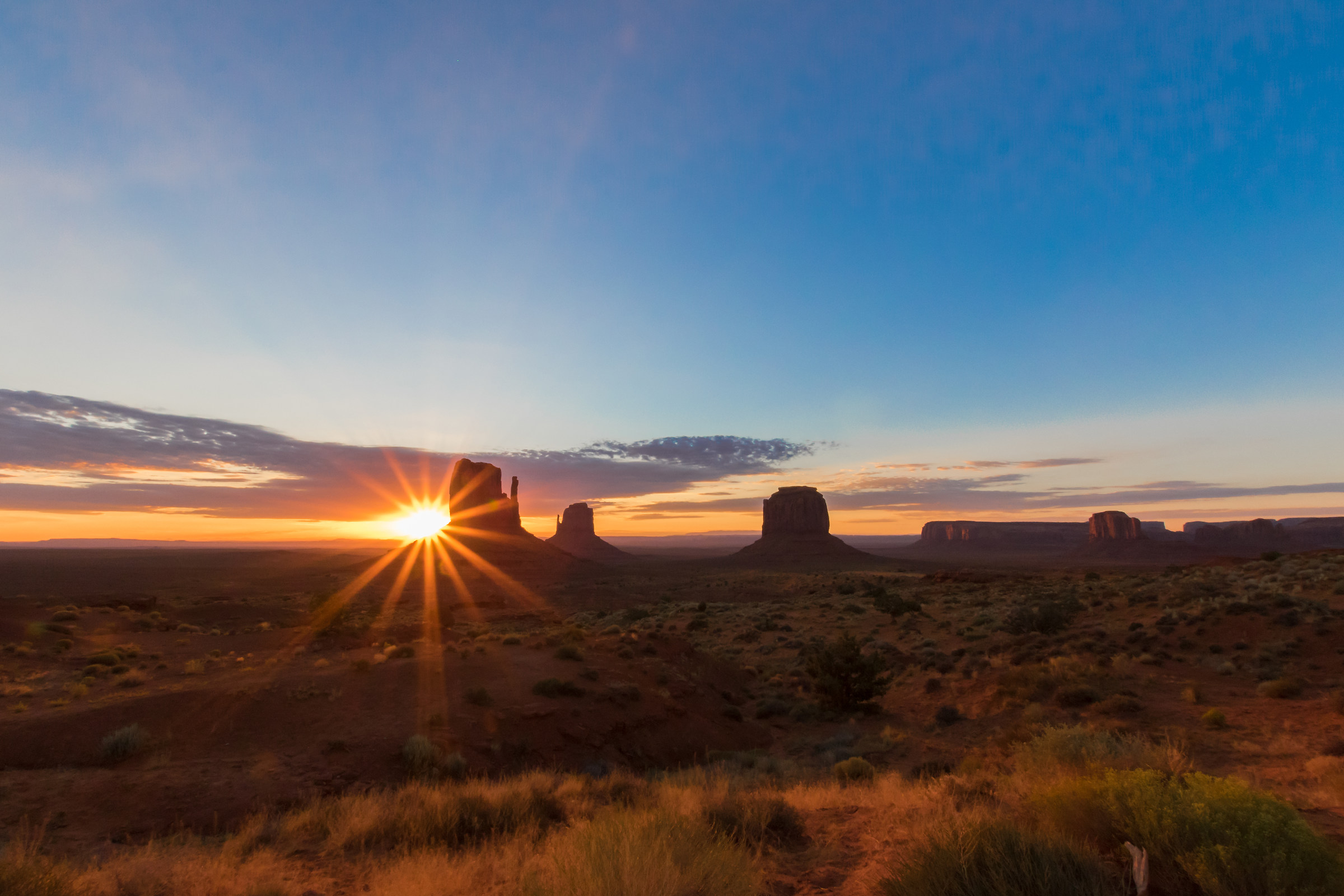 Monument Valley - Sunset