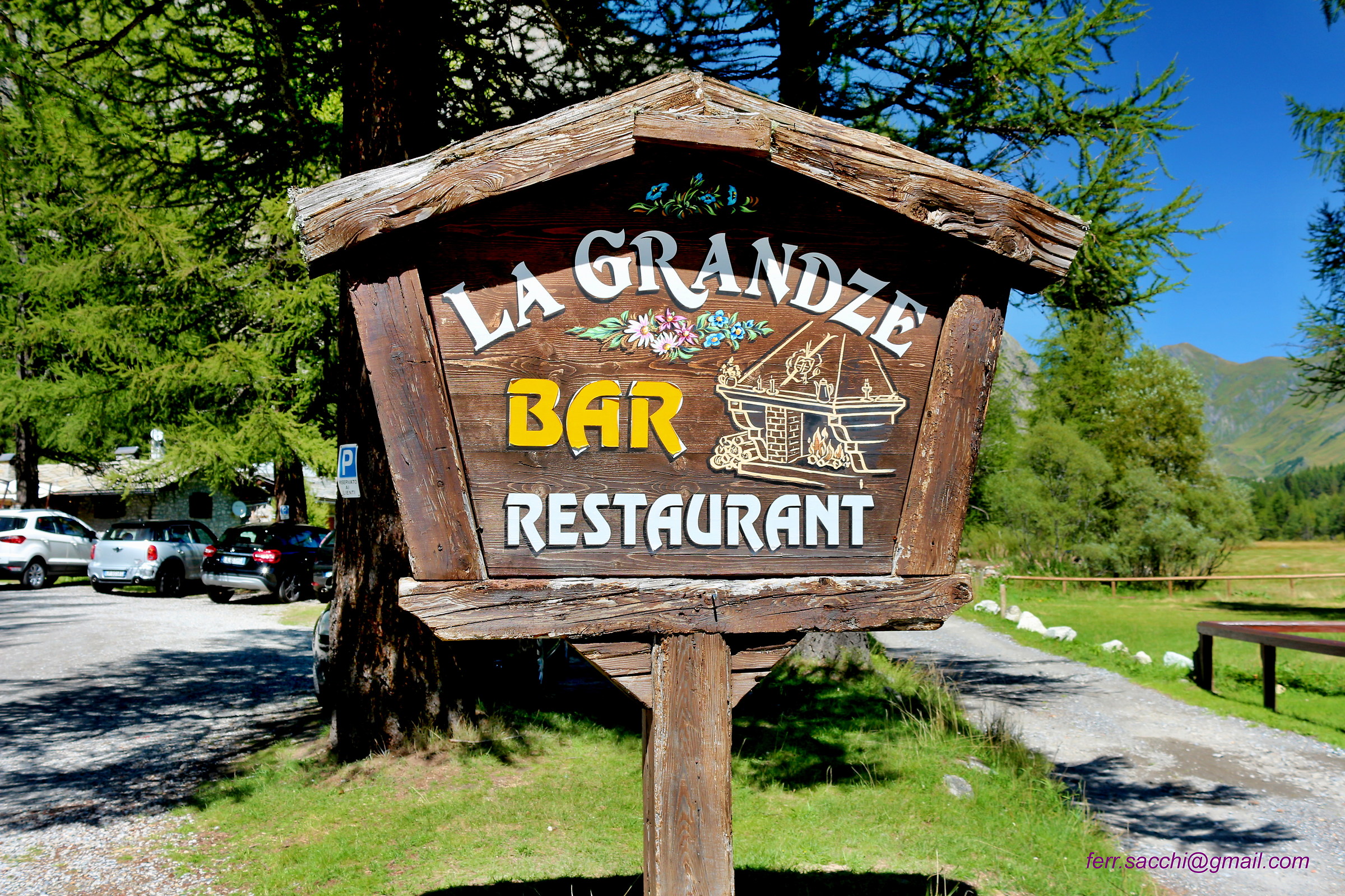 ...piccolo spazio, pubblicità.... ( e si mangia bene ...