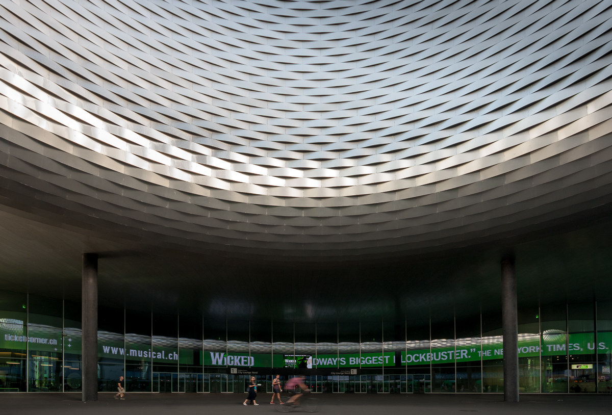 Basel ... moving through the city!