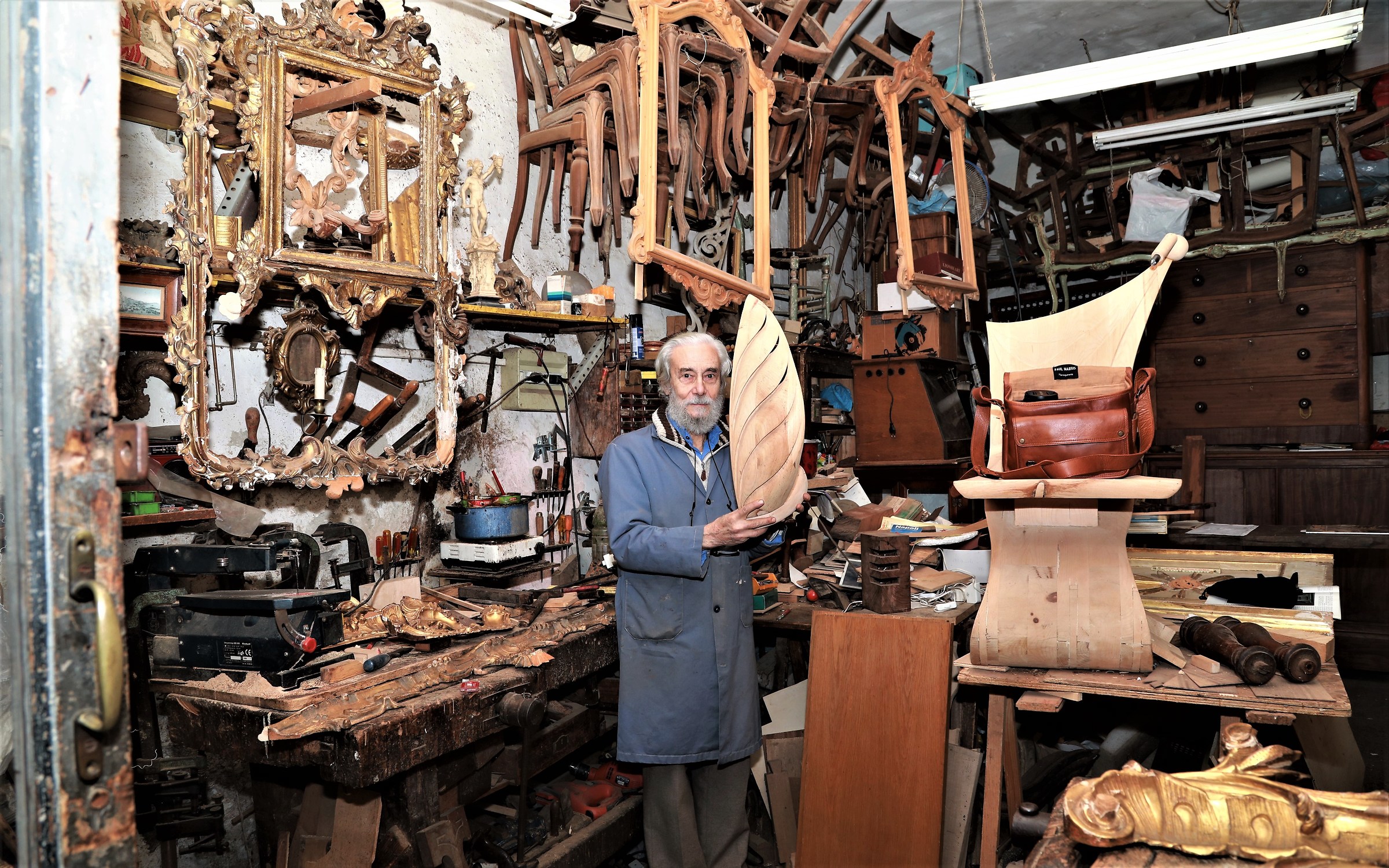 My brother, one of the last craftsmen in Naples
