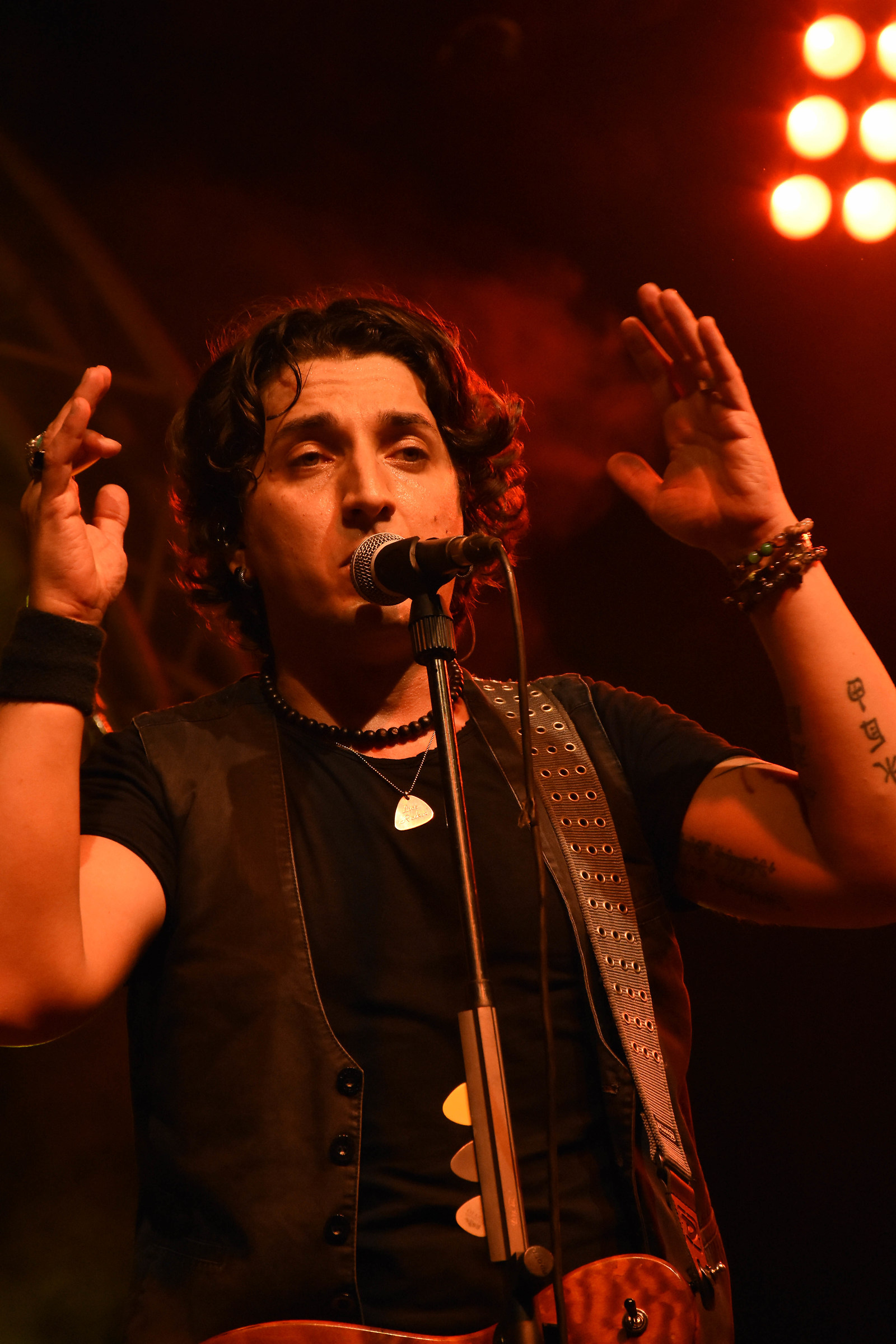 Bandaliga: the singer