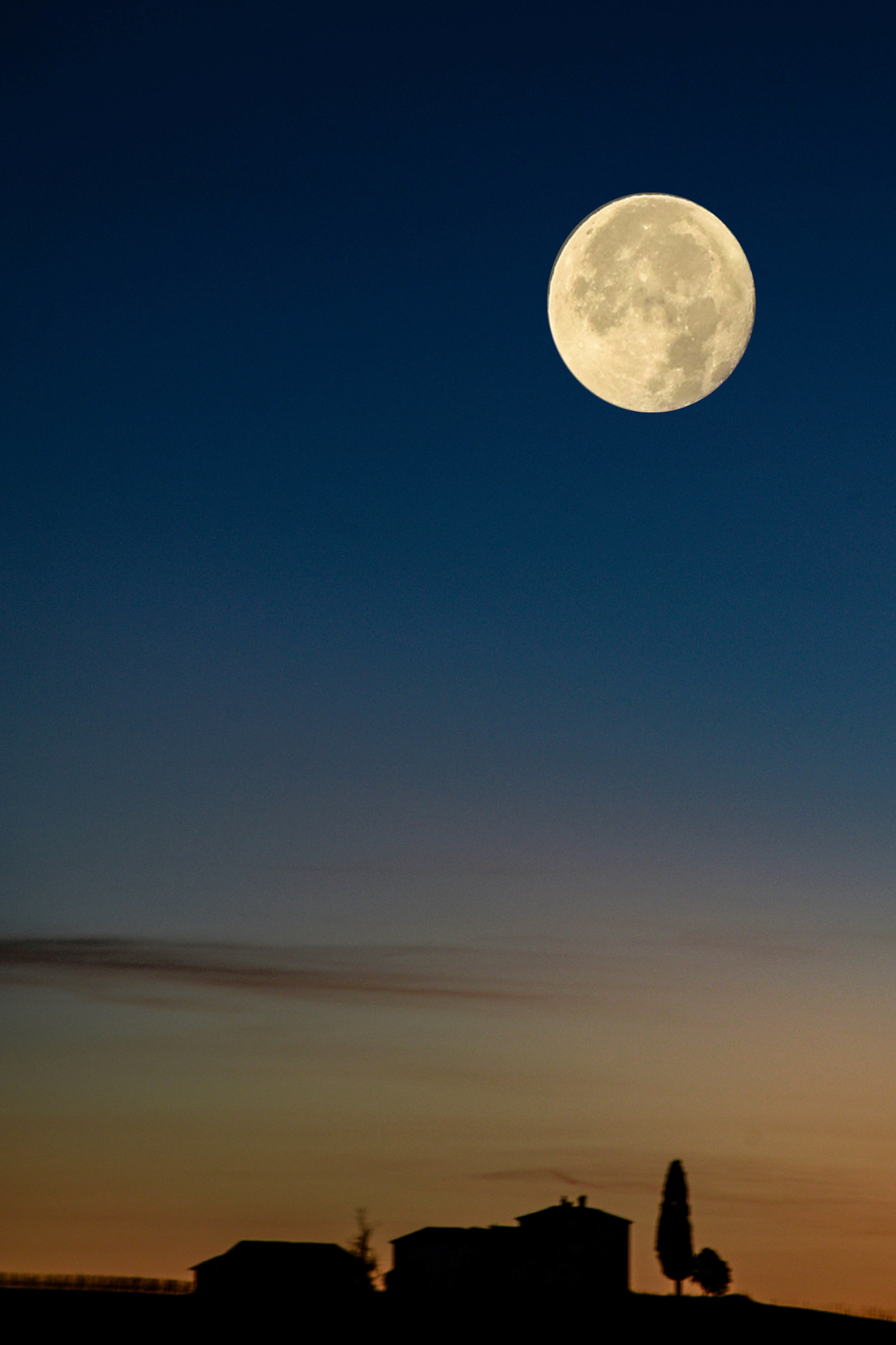The moon on the podium!