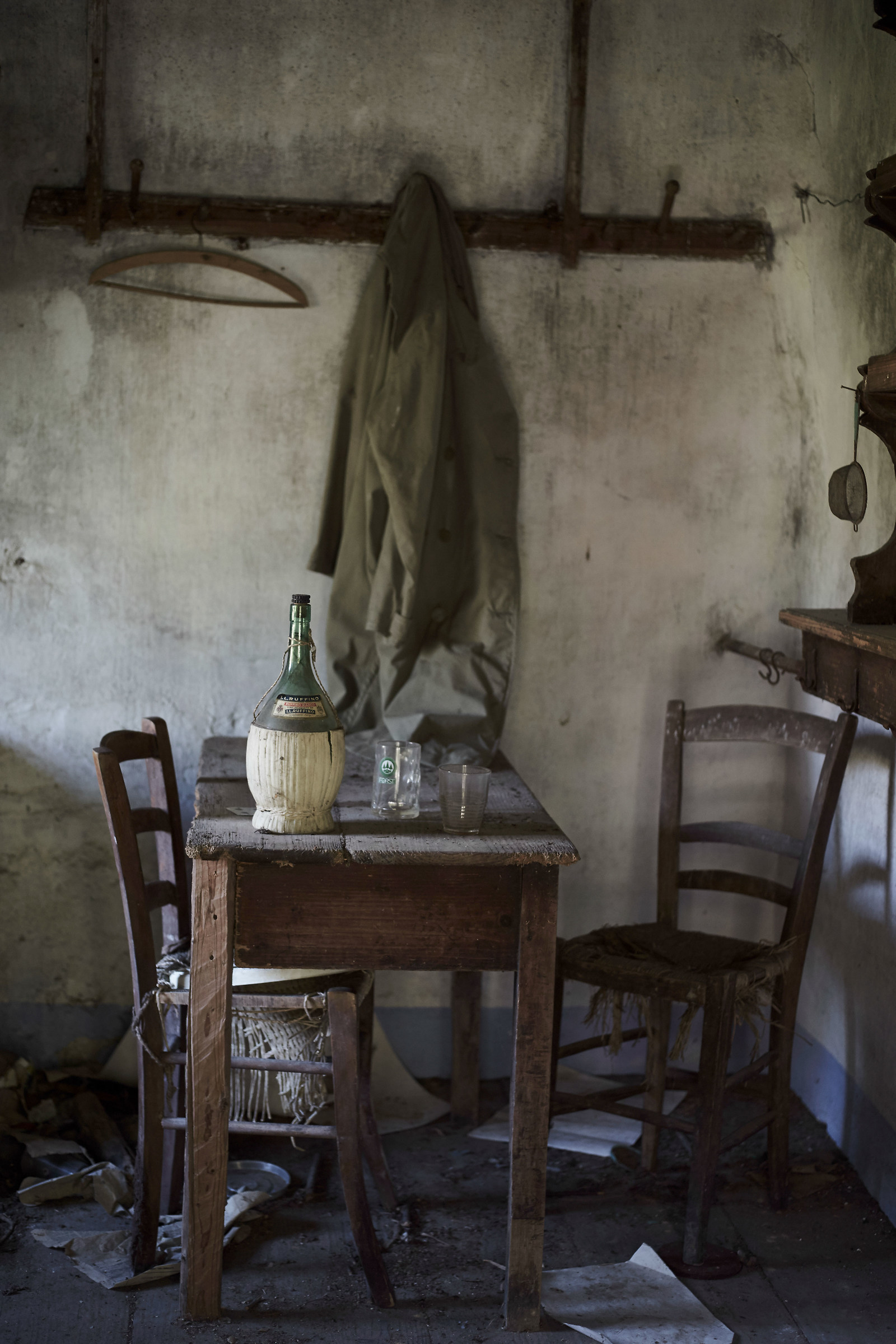 Bogo Fumegai - abandonment