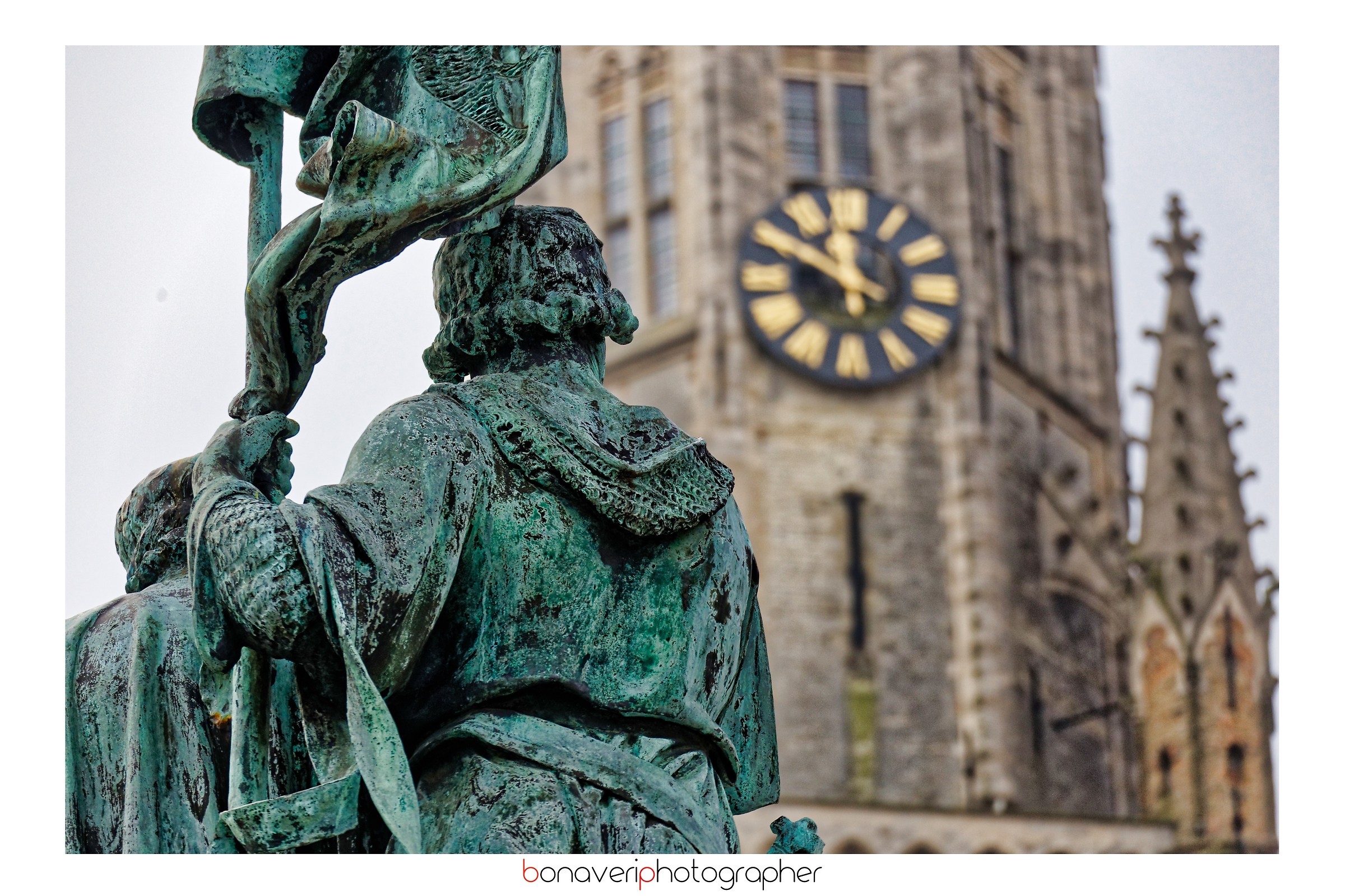 Aspettando mezzogiorno