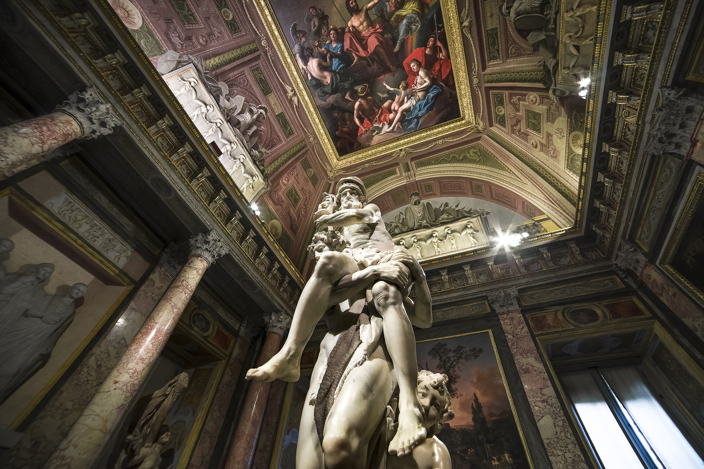 Enea salva il padre Anchise e il pargolo Ascanio