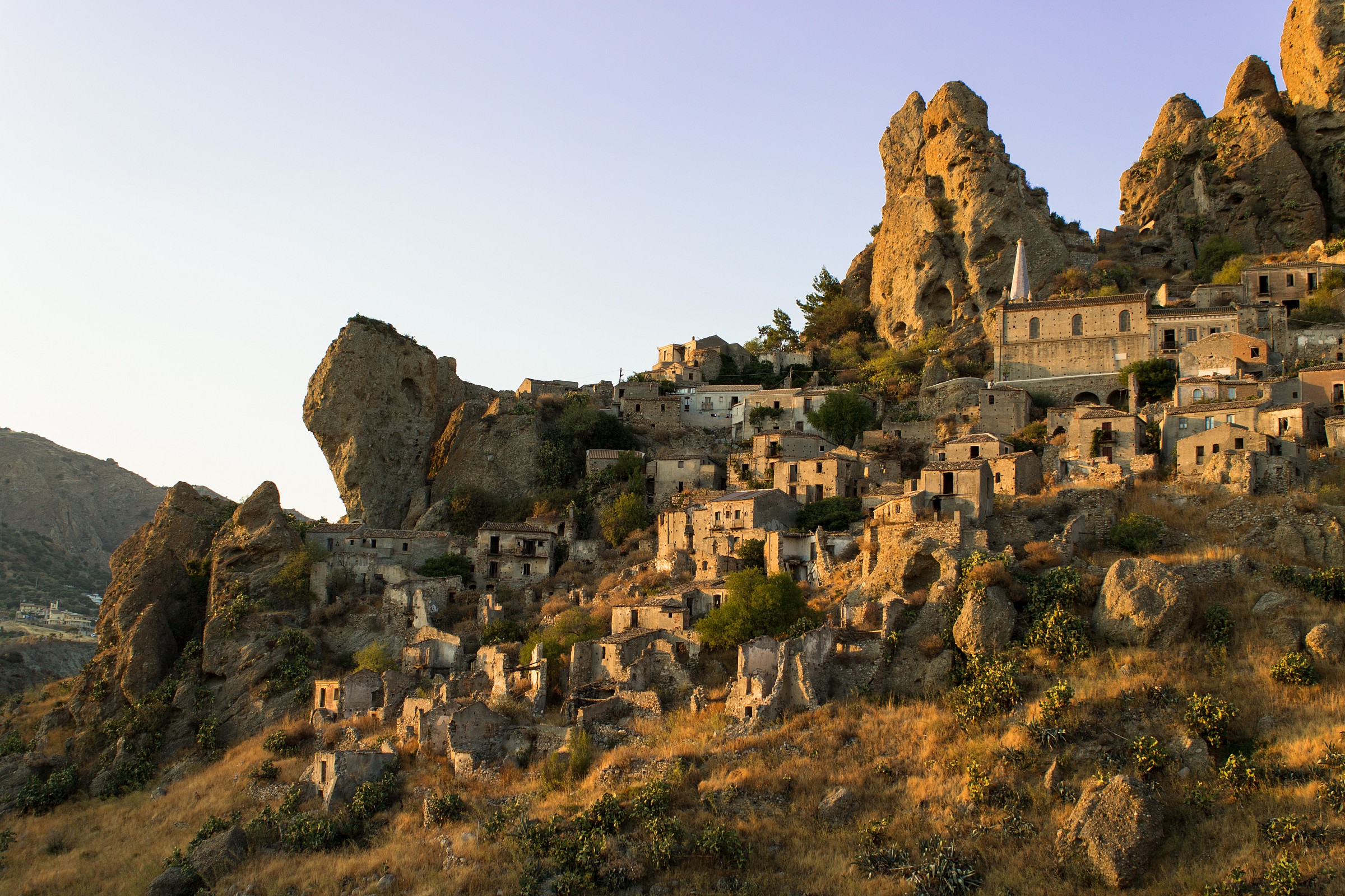 Pentedattilo al tramonto