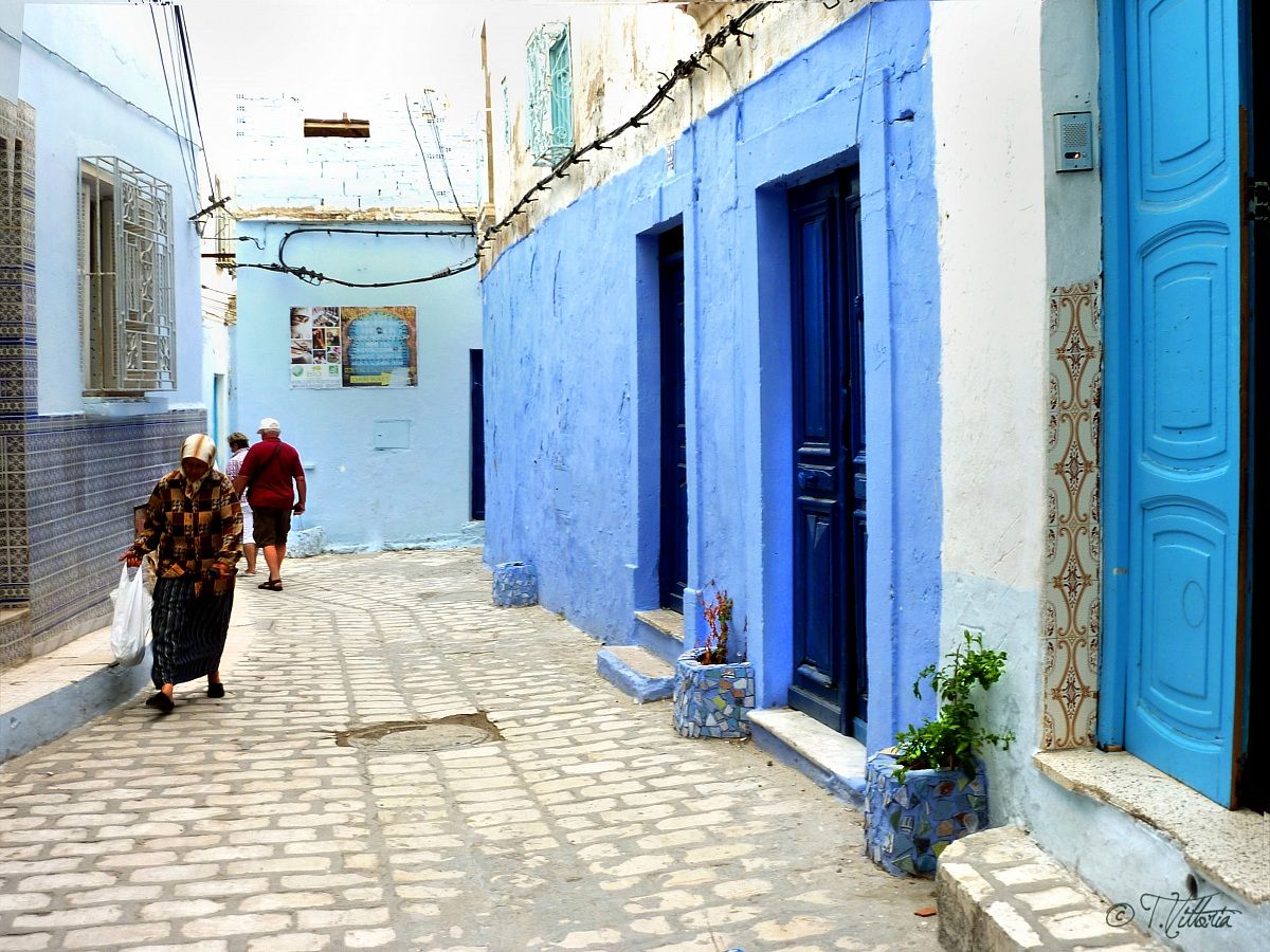 Nelle stretta via a Portal Kantaoui