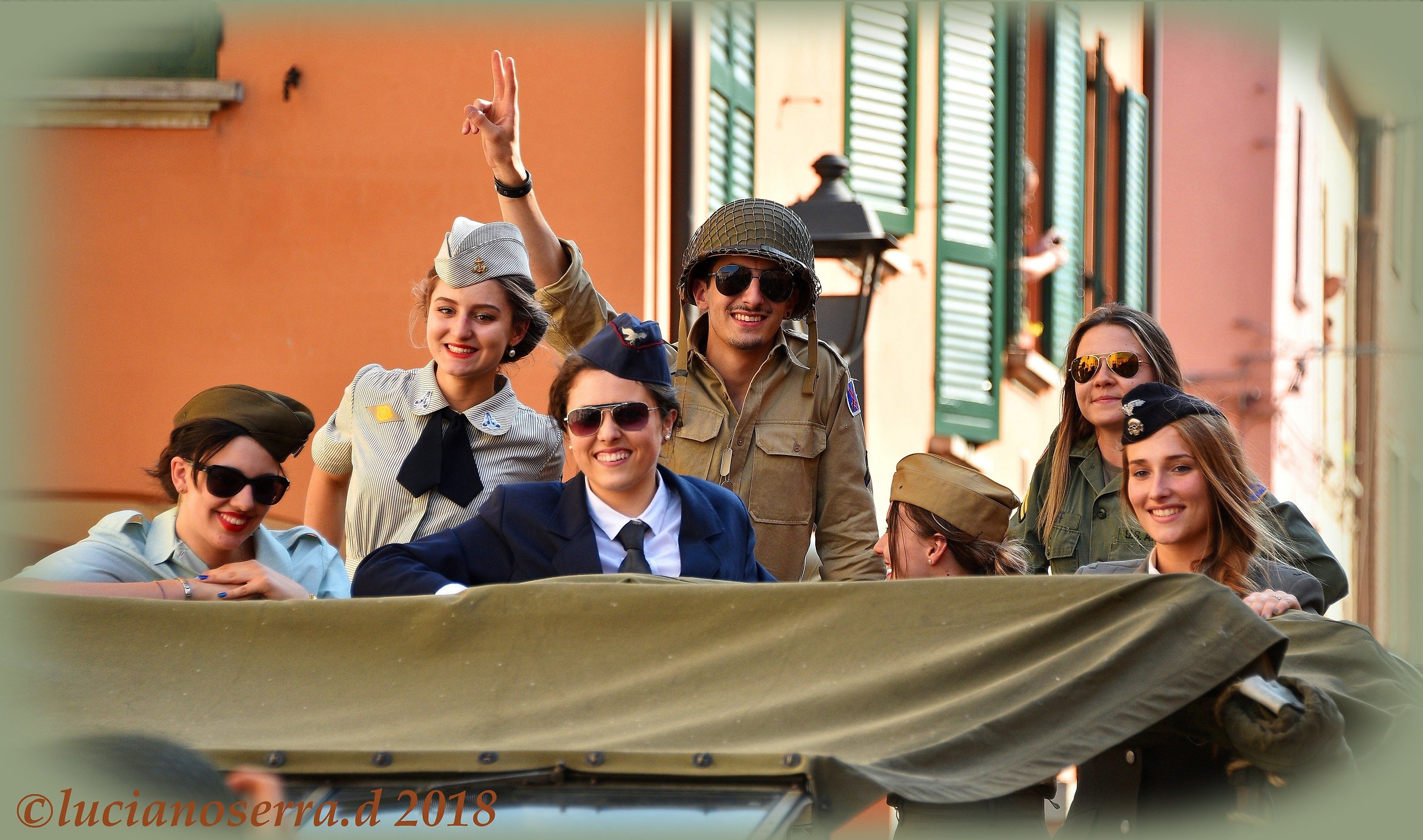 Figuranti con divise militari della II Guerra Mondiale