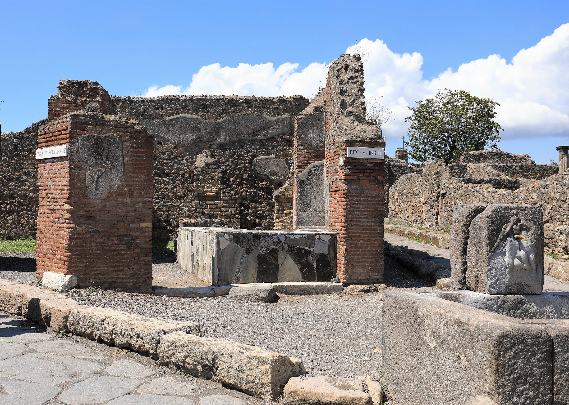 Naples Pompeii
